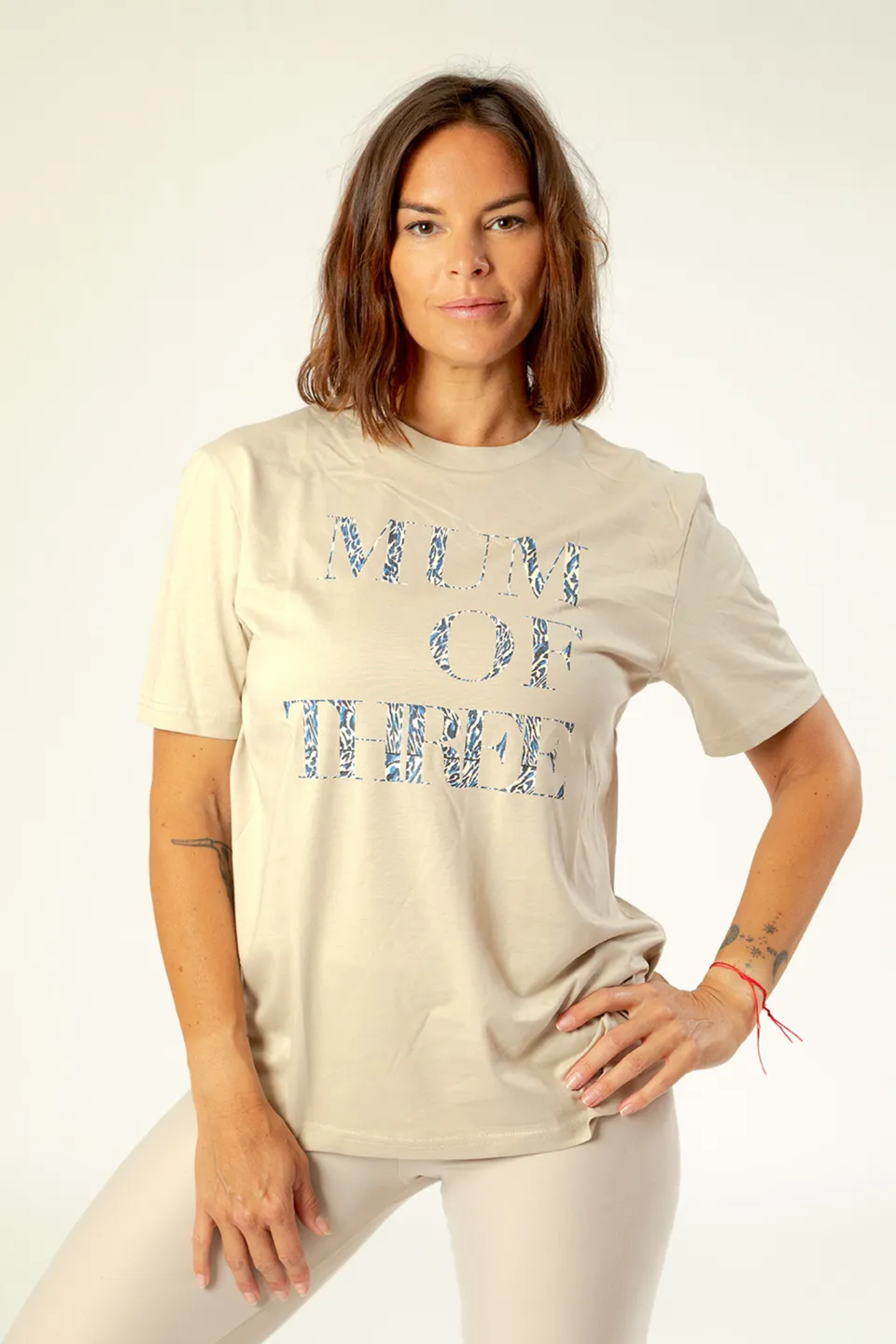 luz-collections-t-shirt-mum-of-beige-t-shirt-en-coton-bio-coupe-ample-personnali image 1