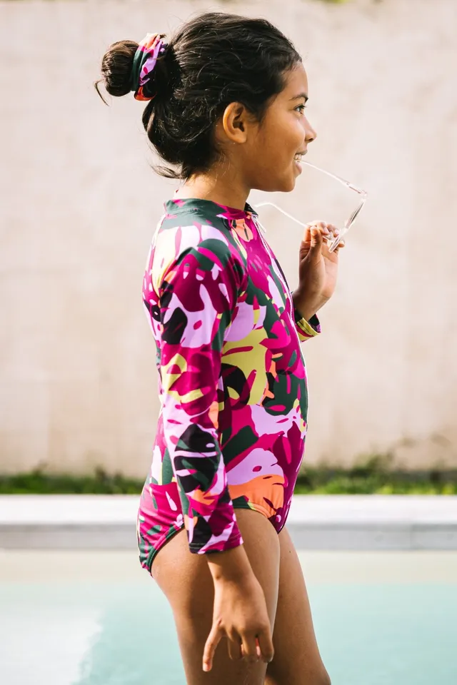 les-ultraviolettes-mini-milos-maillot-anti-uv-fille-happy-jungle image 1