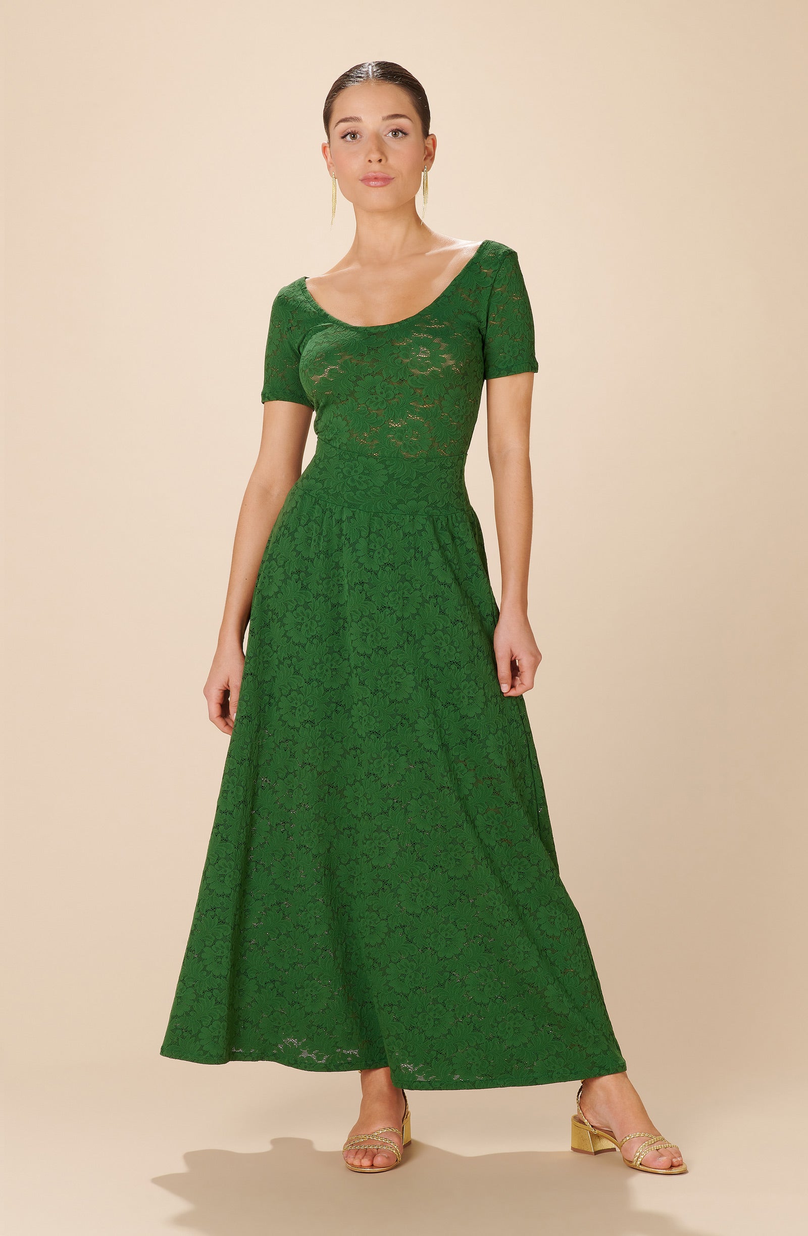 pain-de-sucre-yann-vert-olive-top-dentelle-manches-courtes image 1