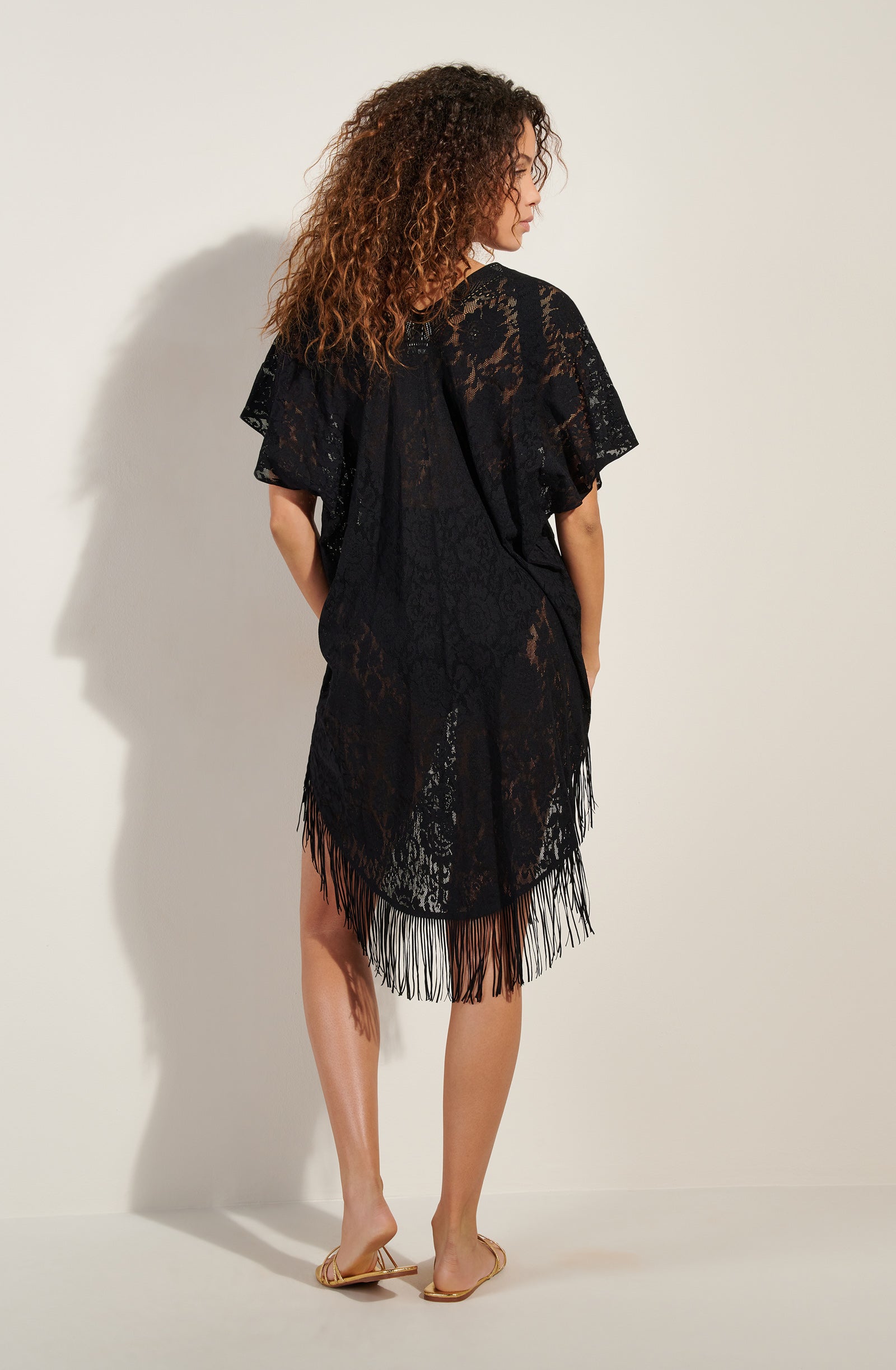 pain-de-sucre-jesse-tunique-poncho-dentelle-noir image 2