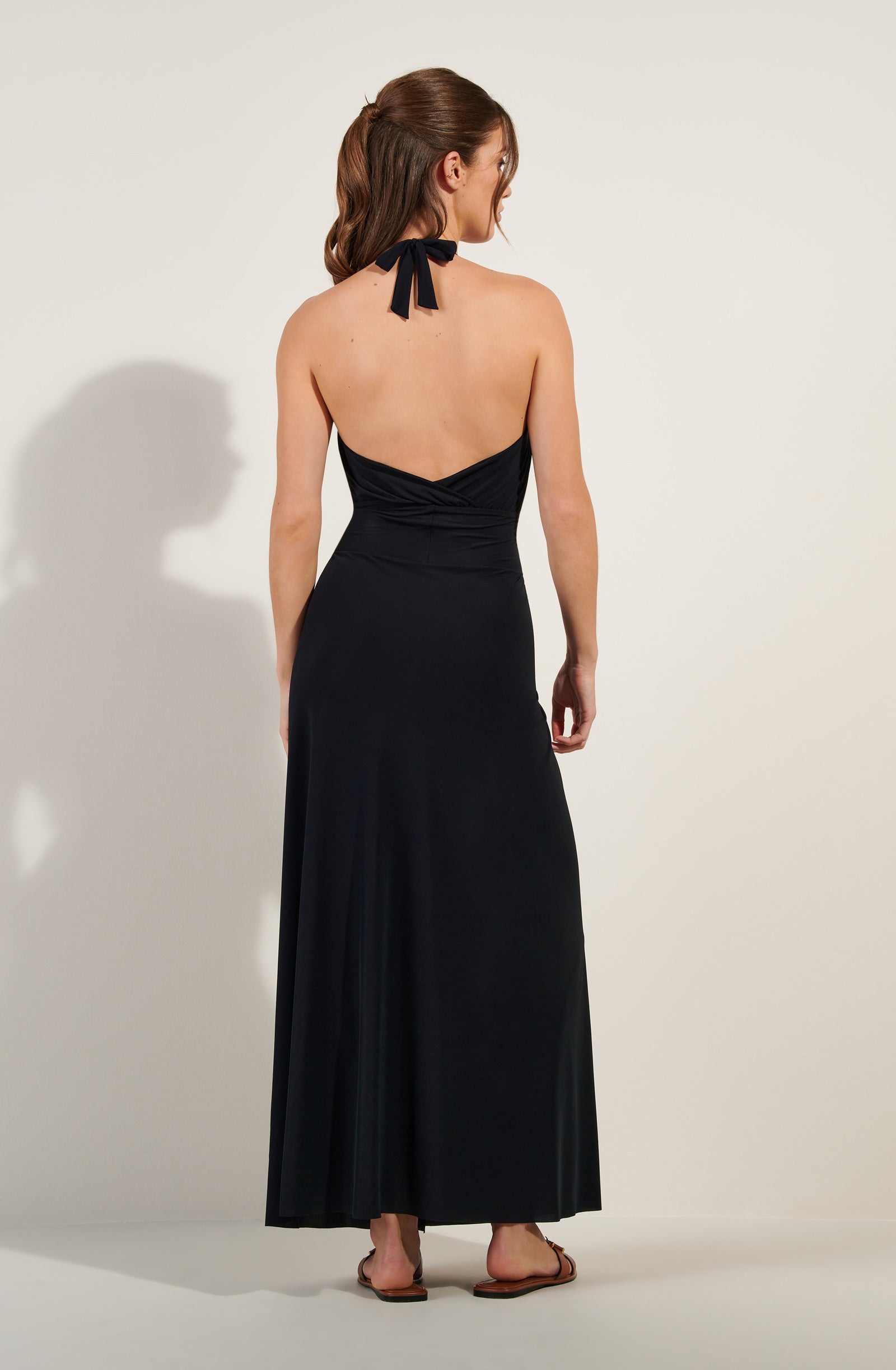 pain-de-sucre-rona-robe-portefeuille-dos-nu-noir image 4