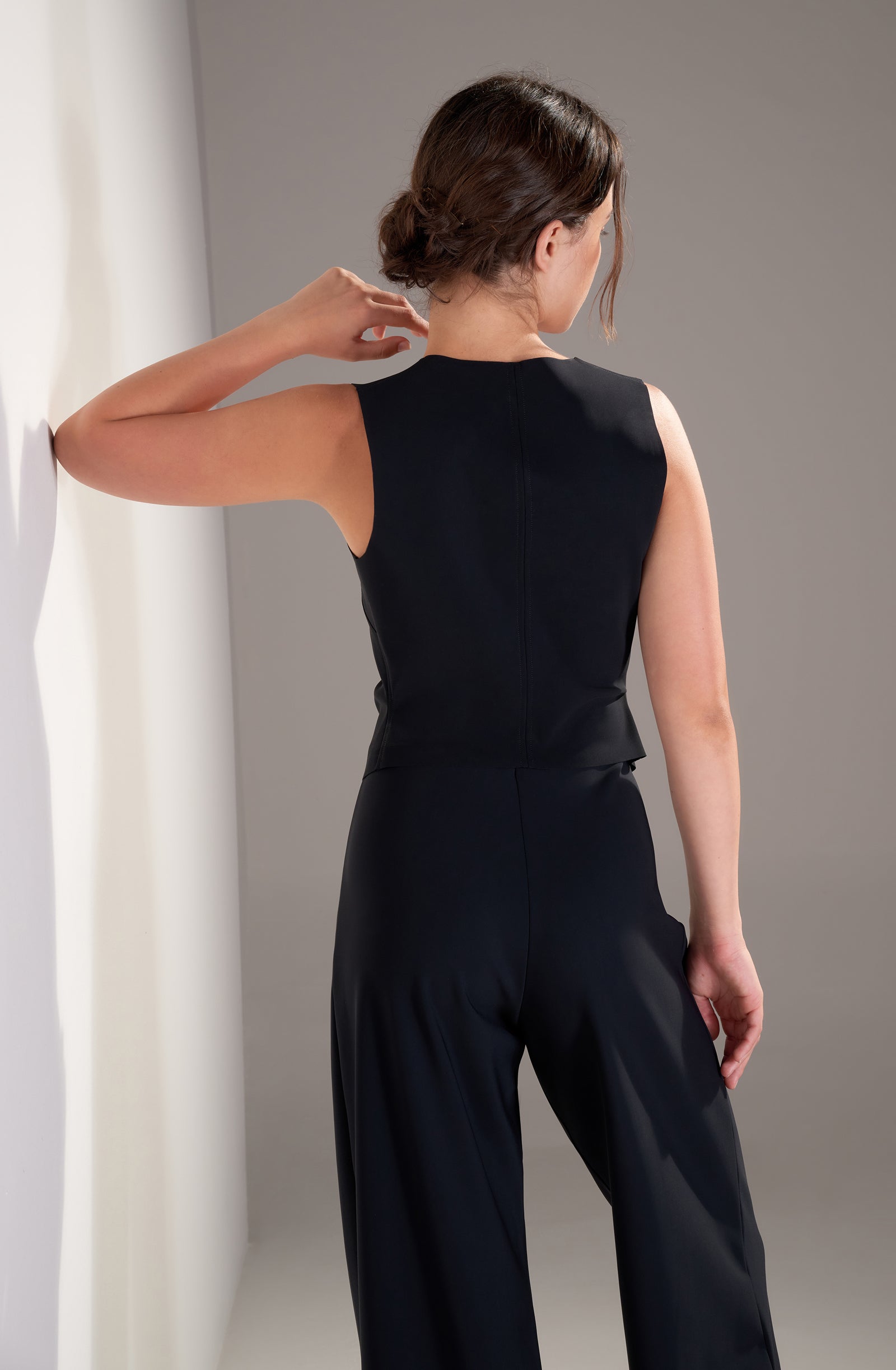pain-de-sucre-gabie-gilet-bonded-noir-boutons image 2