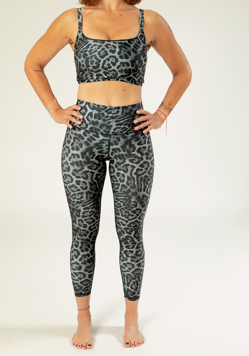 luz-collections-legging-vanille-imprim-panth-re-gris-taille-mi-haute-7-8 image 1
