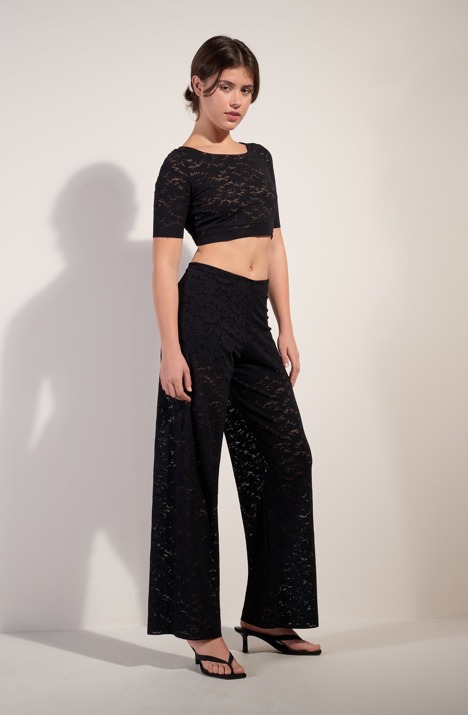 pain-de-sucre-kalliope-crop-top-dentelle-noir image 6