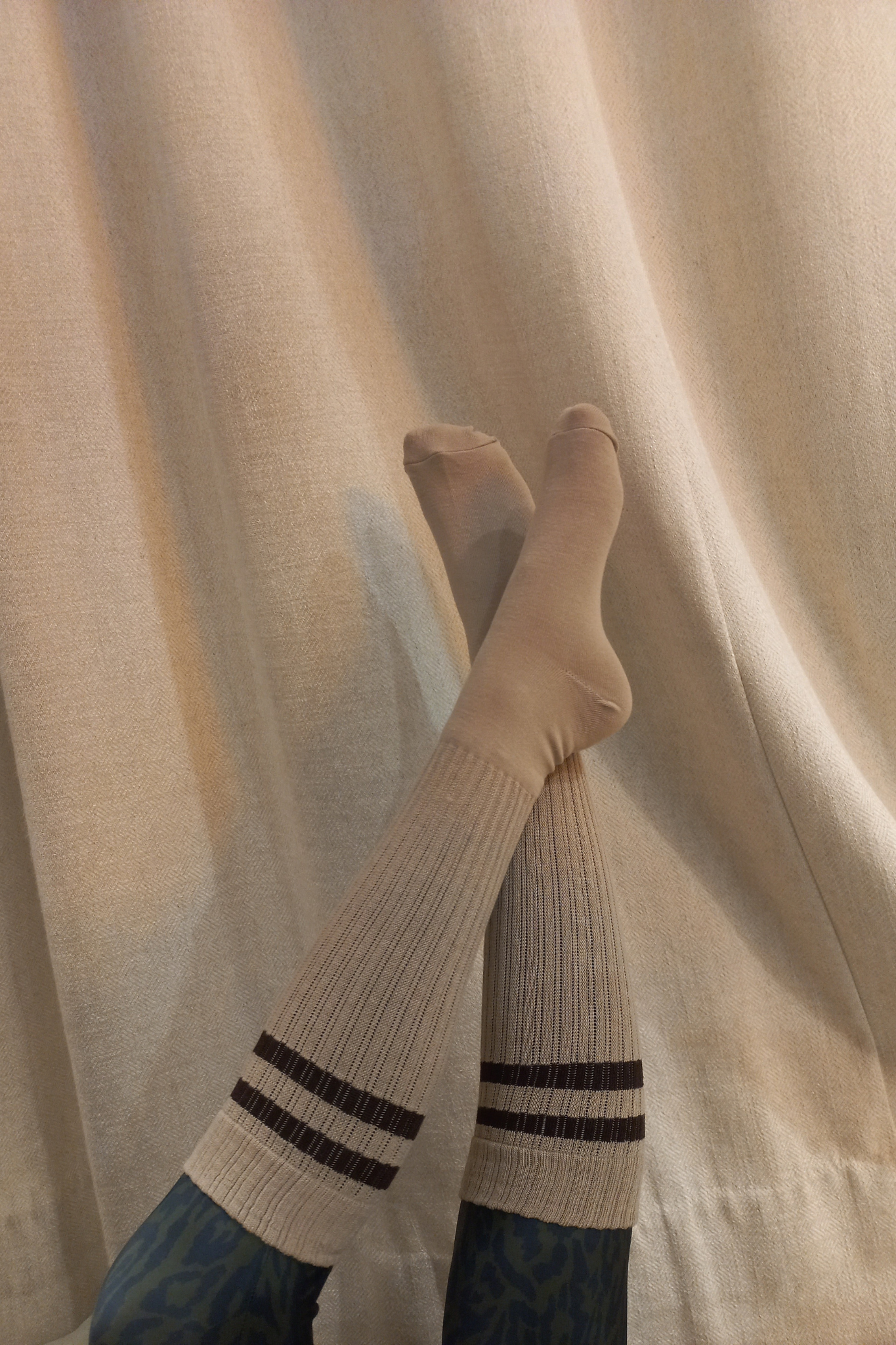 luz-collections-chaussettes-beige-ray-chocolat-chaussettes-coton-sport-quotidien image 3