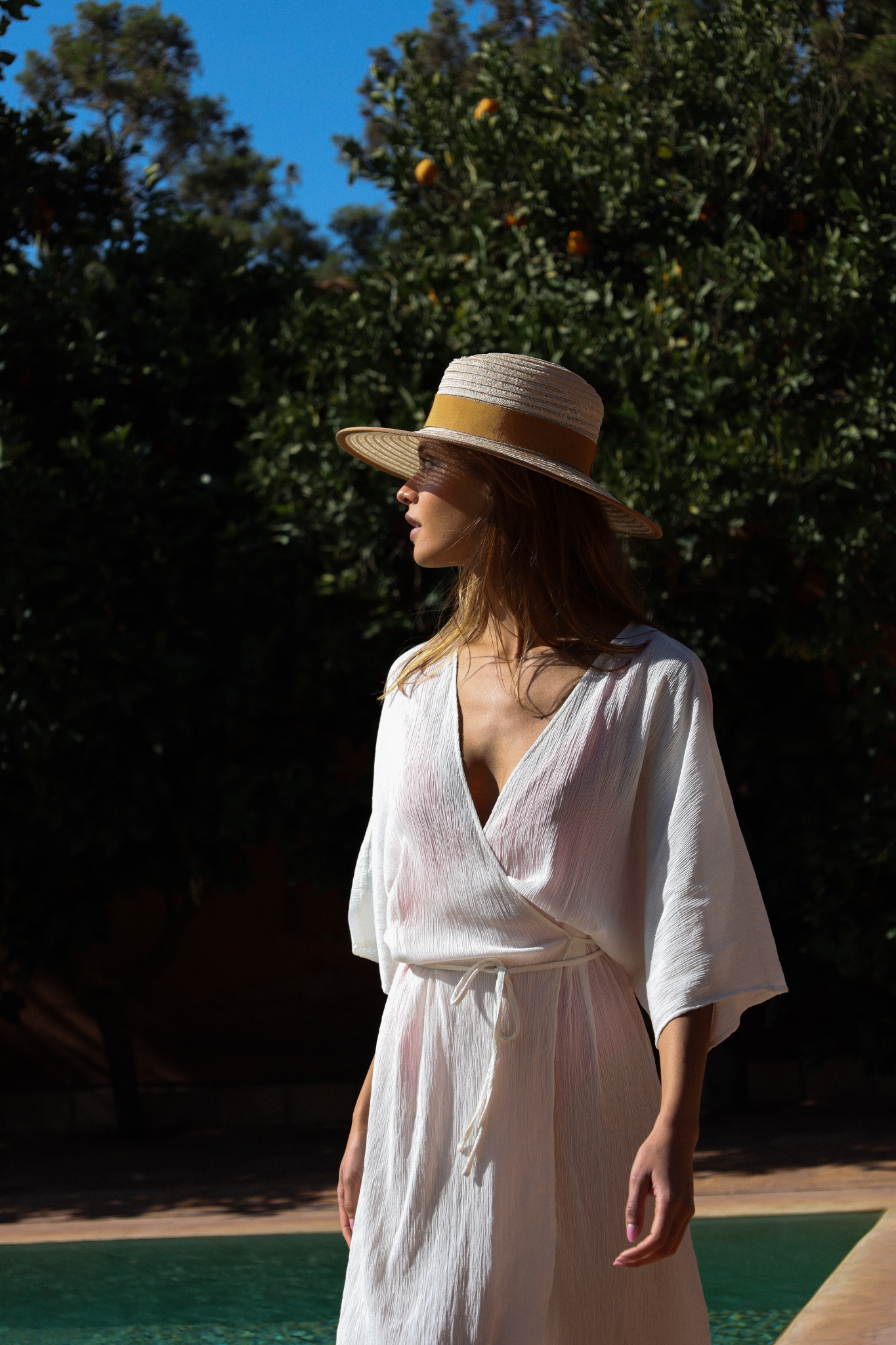 anja-paris-l-agr-able-blanc-robe-portefeuille-l-g-re-de-beachwear image 4