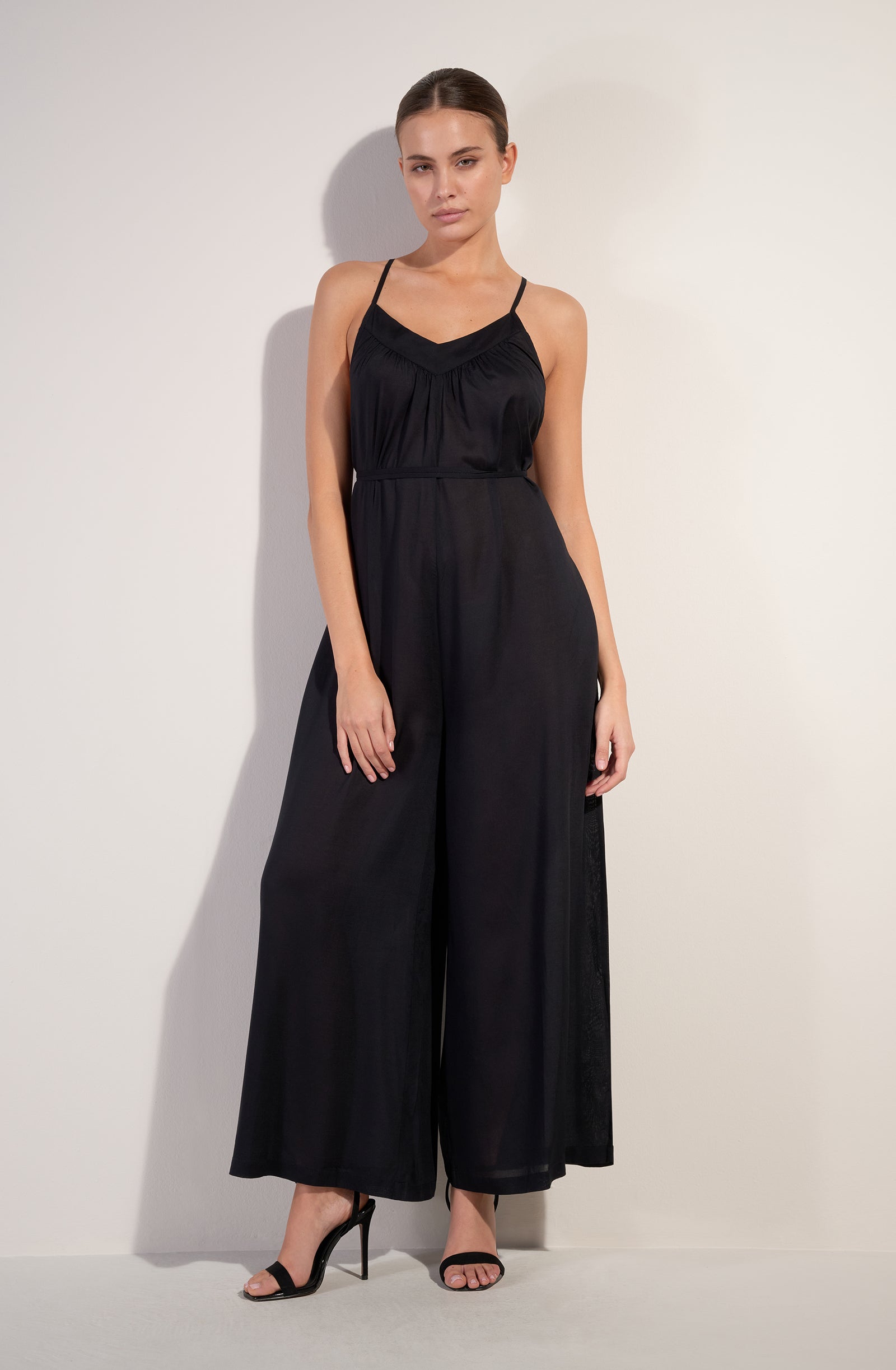 pain-de-sucre-vera-combinaison-pantalon-large-en-modal-noir image 1