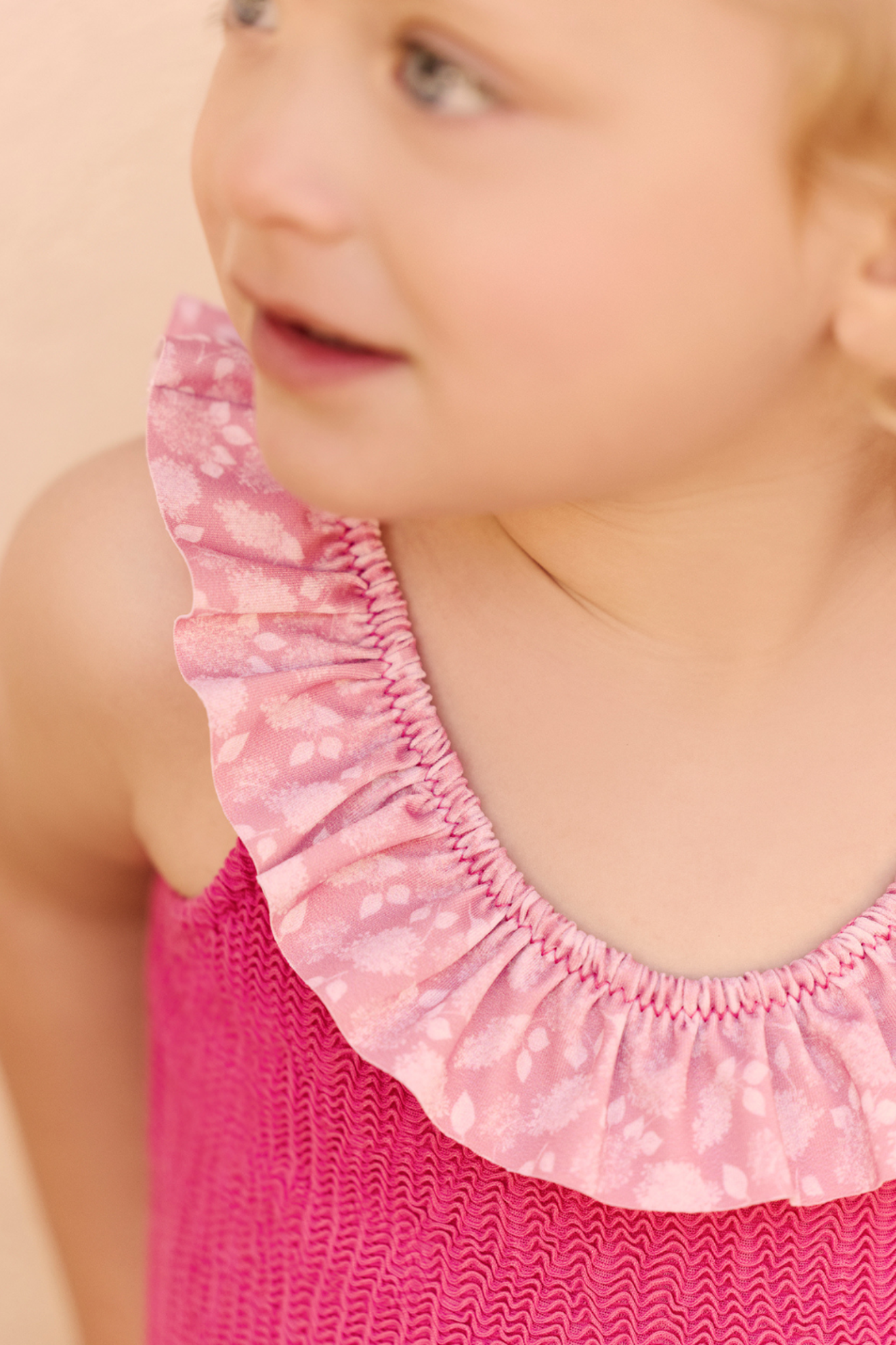luz-x-tartine-chocolat-maillot-de-bain-une-pi-ce-enfant-alba-rose-framboise image 3
