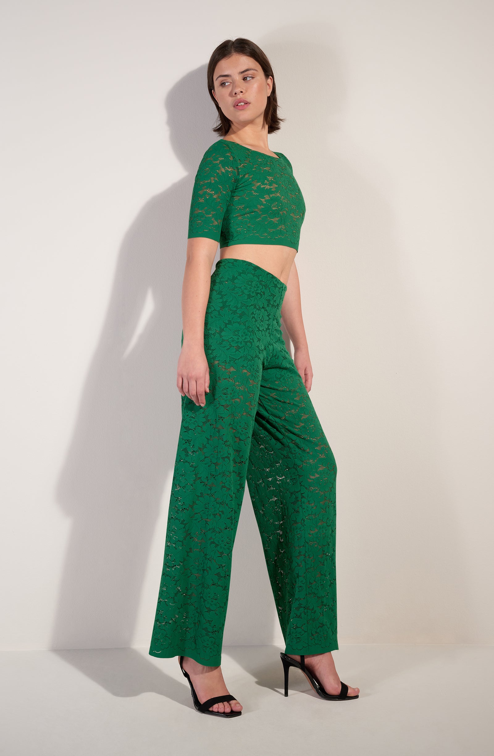 pain-de-sucre-kalliope-crop-top-r-sille-de-dentelle-stretch-jade image 3