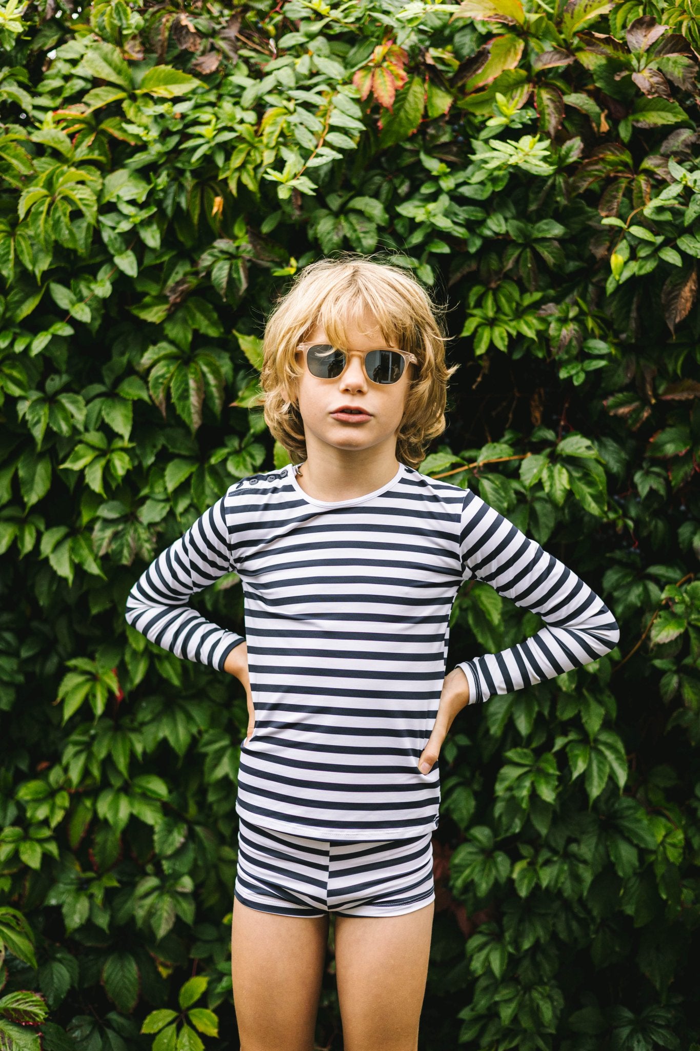 les-ultraviolettes-pirate-t-shirt-anti-uv-enfant-manches-longues-rayure-marine image 1