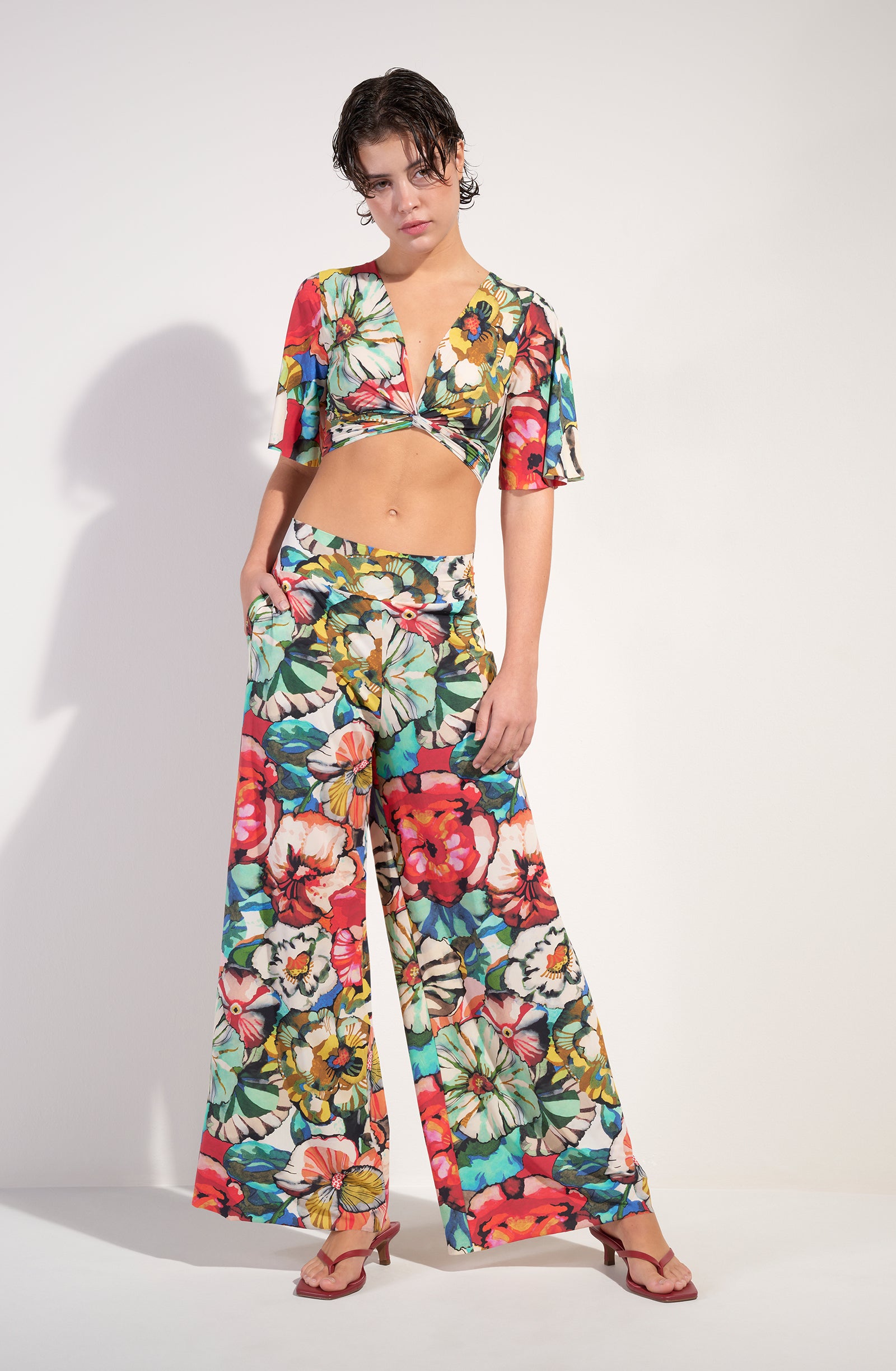 pain-de-sucre-tainy-flower-crop-top-cache-c-ur-nouer-en-voile-l-ger image 2