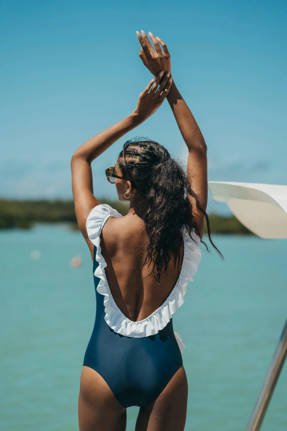 luz-collections-maillot-une-pi-ce-julia-marine-blanc image 1