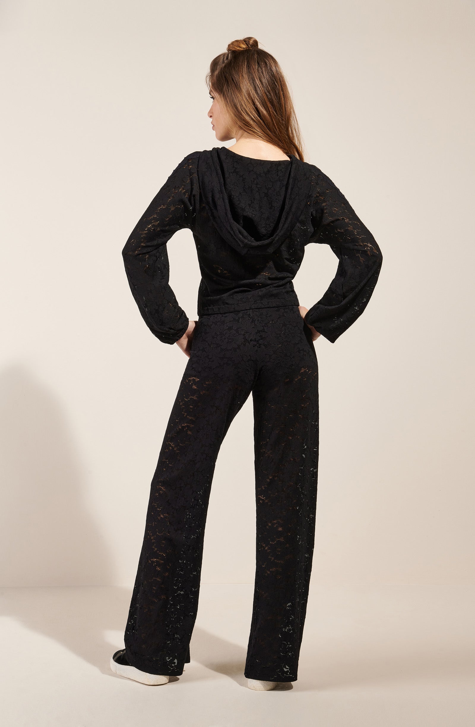 pain-de-sucre-paige-pantalon-dentelle-noir image 5