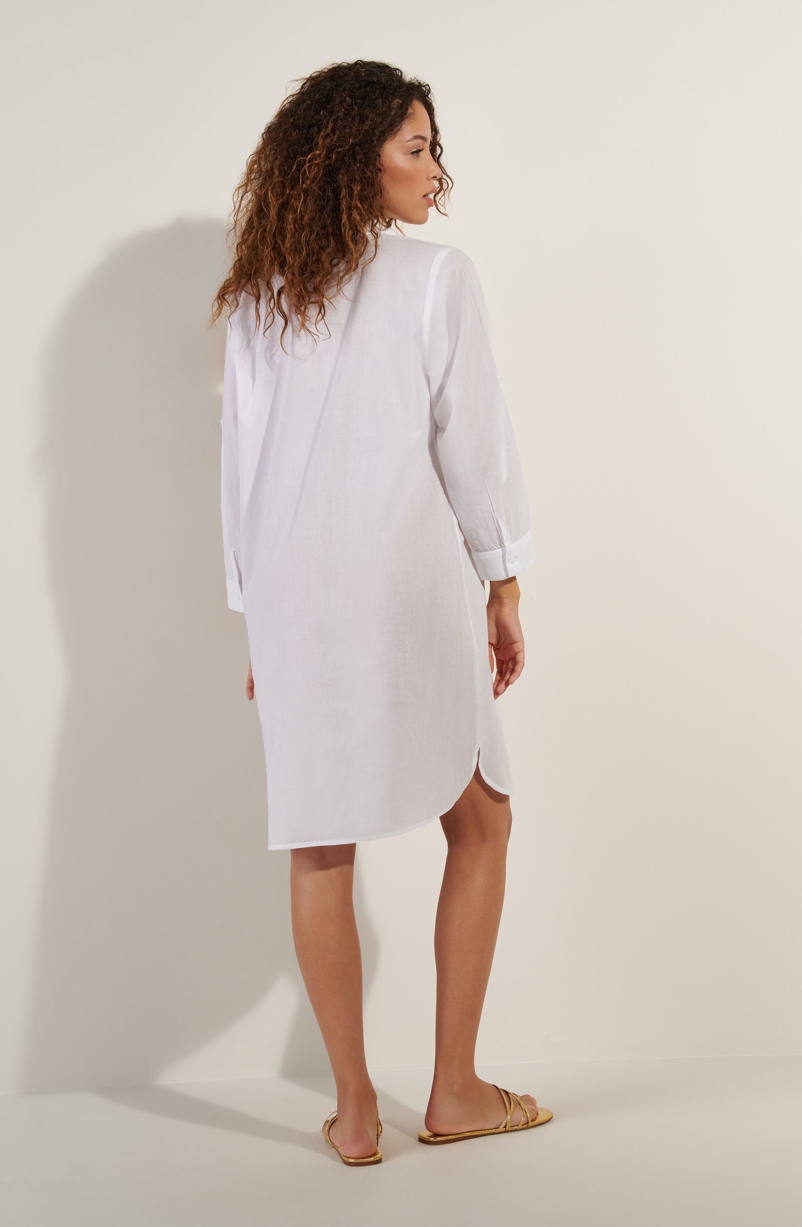 pain-de-sucre-cassandre-robe-chemise-ceintur-e-blanc image 2