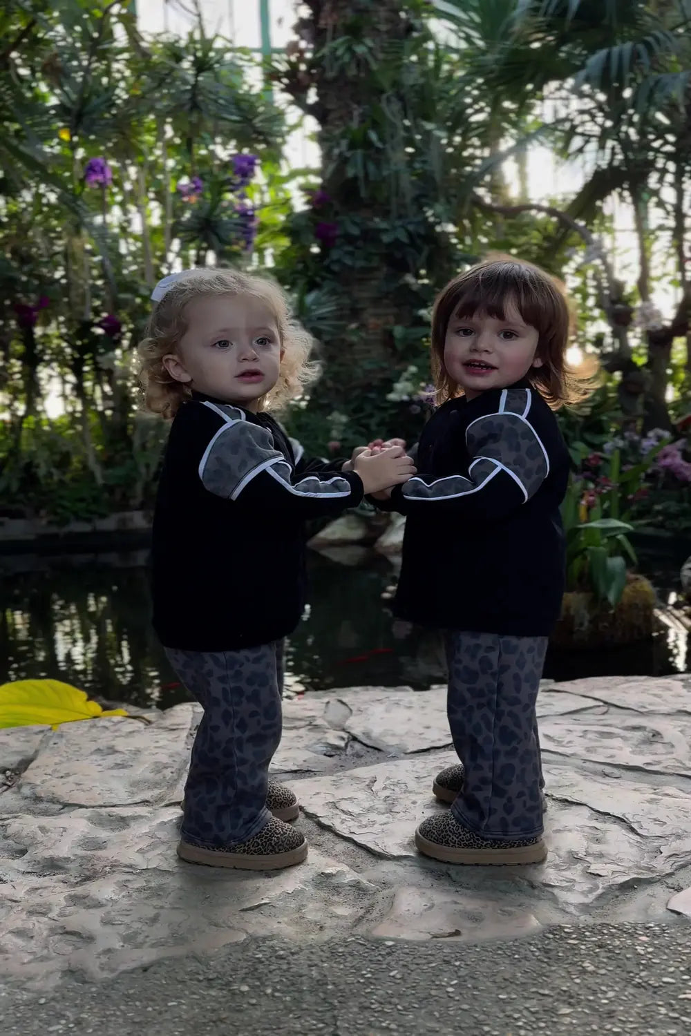 luz-collections-jogging-kelly-enfant-pantalon-de-jogging-l-opard-marron-en-coton image 1
