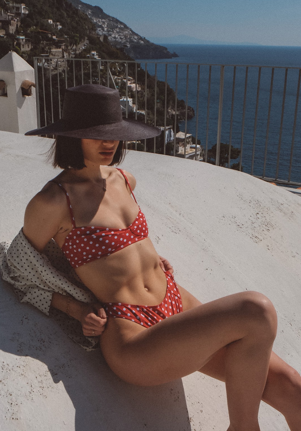 luz-collections-amalfi-haut-de-maillot-de-bain-balconnet-deux-pi-ces-rouge-pois- image 2
