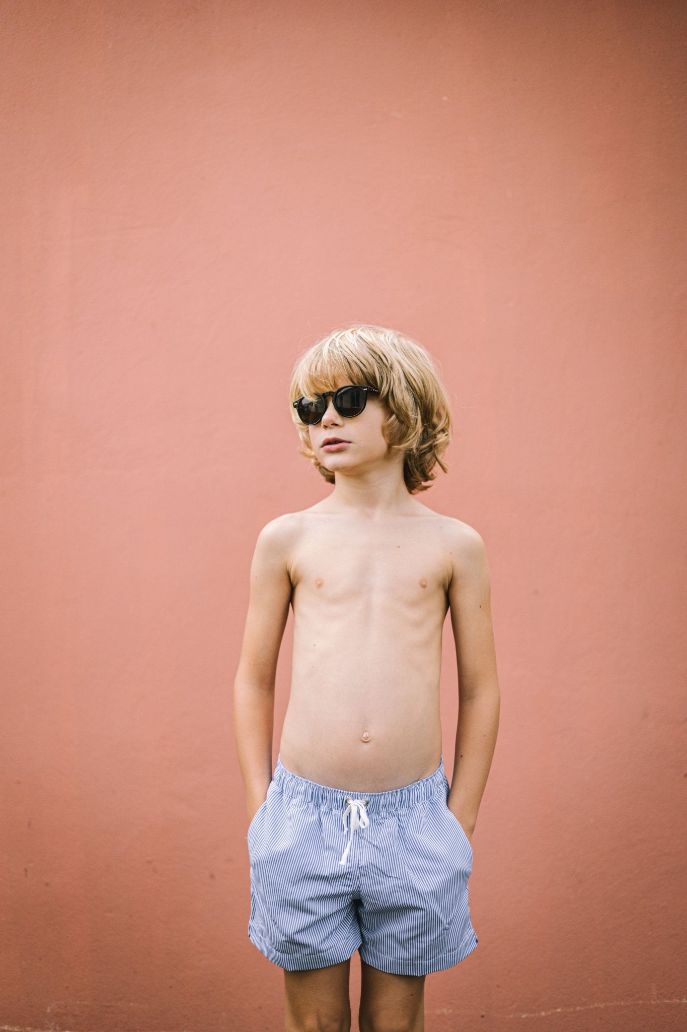 les-ultraviolettes-corsaire-summer-in-biarritz-short-de-bain-anti-uv-gar-on-en-p image 1