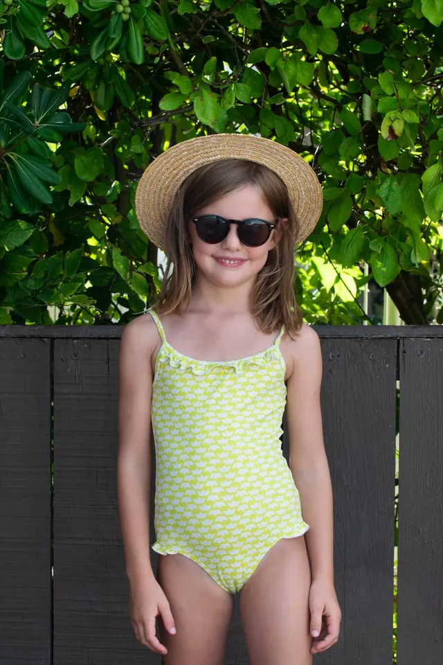 les-ultraviolettes-starlette-maillot-une-pi-ce-anti-uv-fille-origami image 1