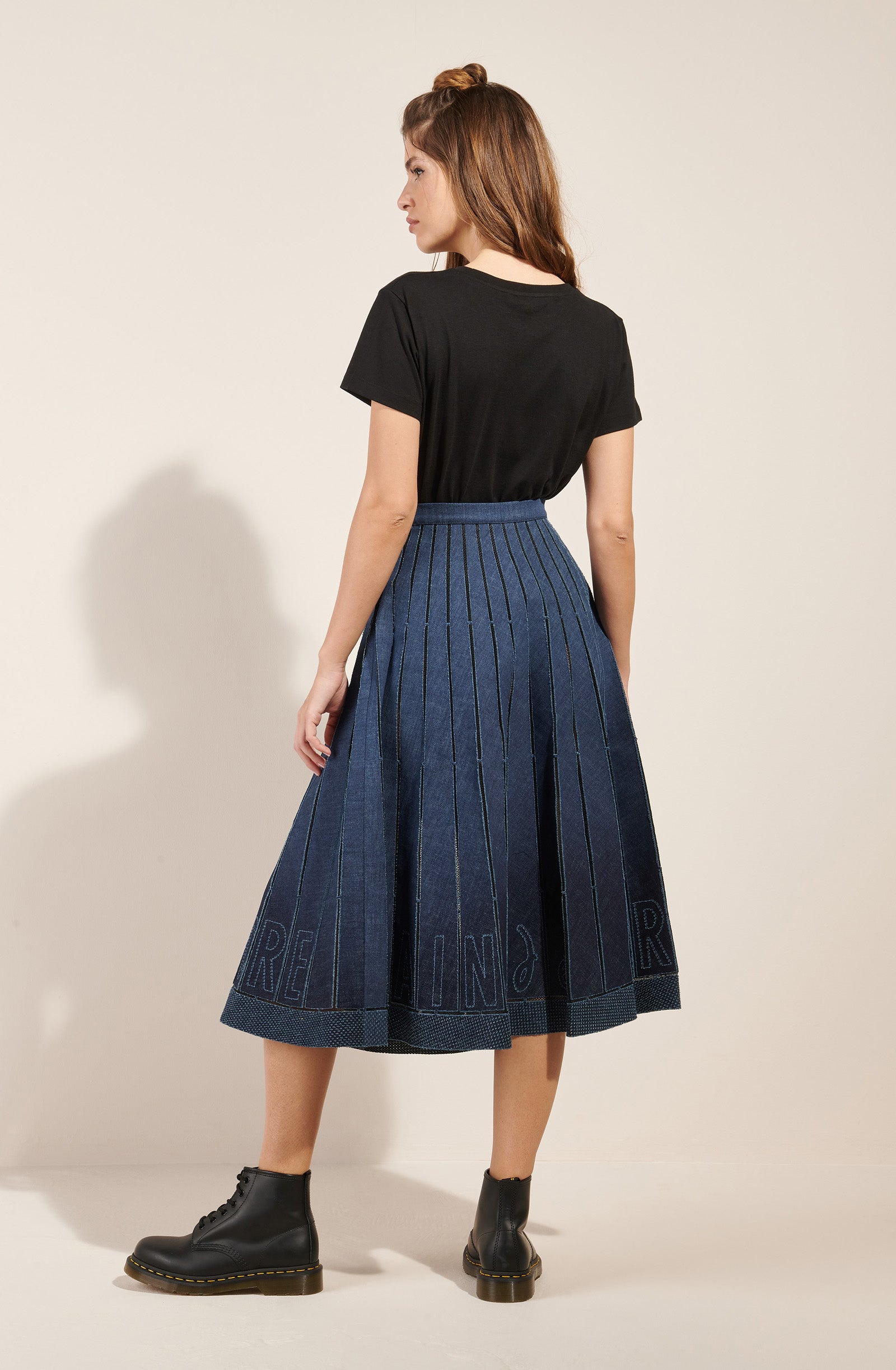 pain-de-sucre-thiya-t-shirt-100-coton-italien-flocage-panth-re-pds-noir image 2