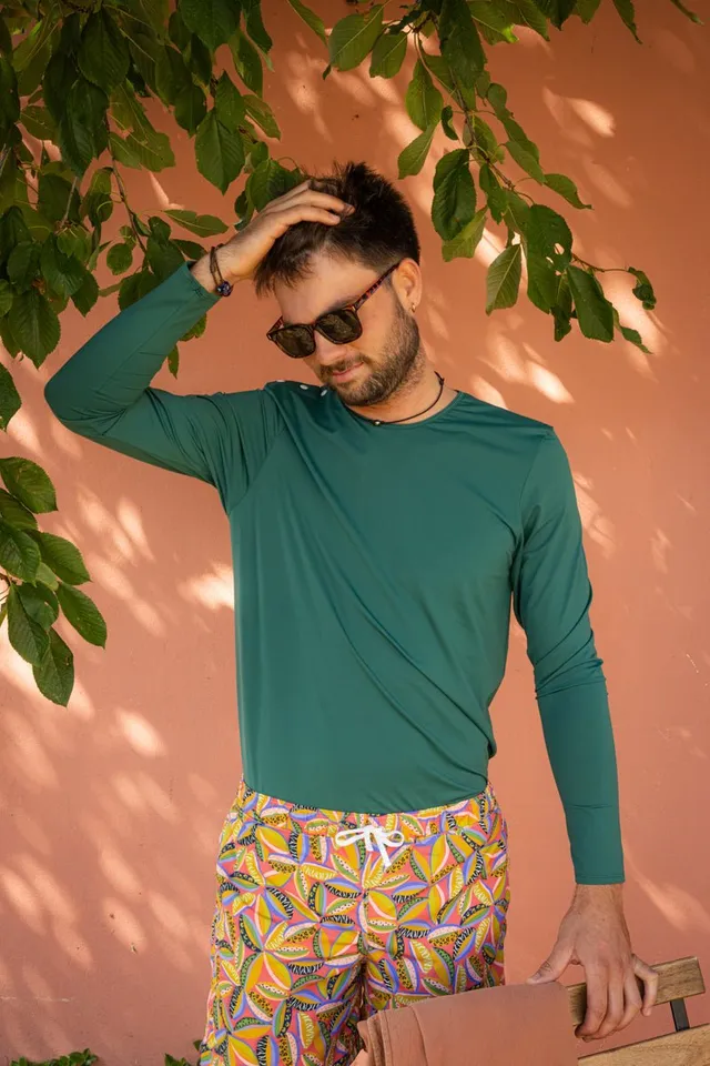 les-ultraviolettes-marlon-vert-pin-tee-shirt-anti-uv-manches-longues-homme-upf50 image 1
