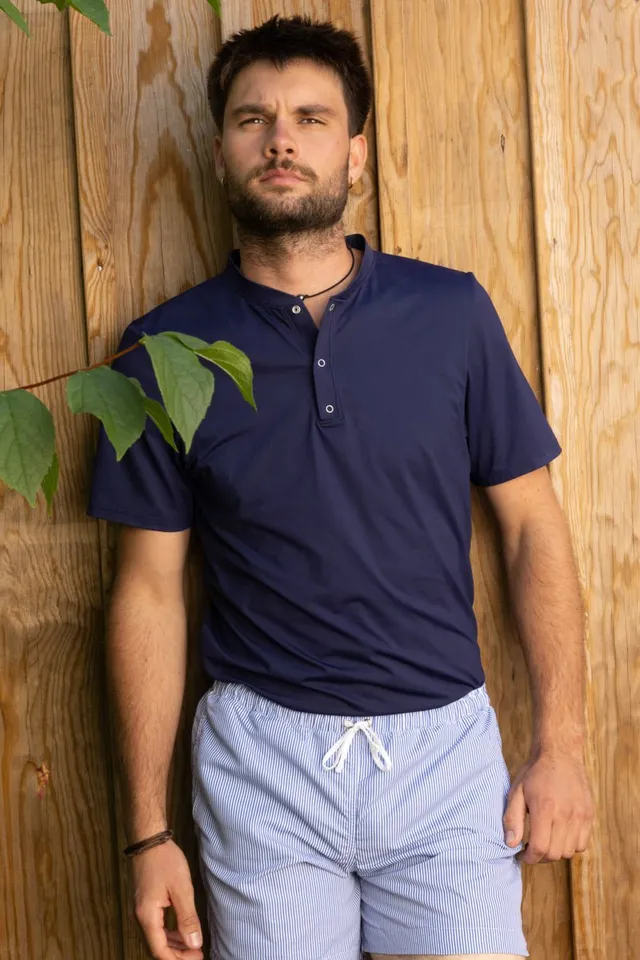 les-ultraviolettes-hawa-bleu-marine-tee-shirt-homme-anti-uv-manches-courtes image 1