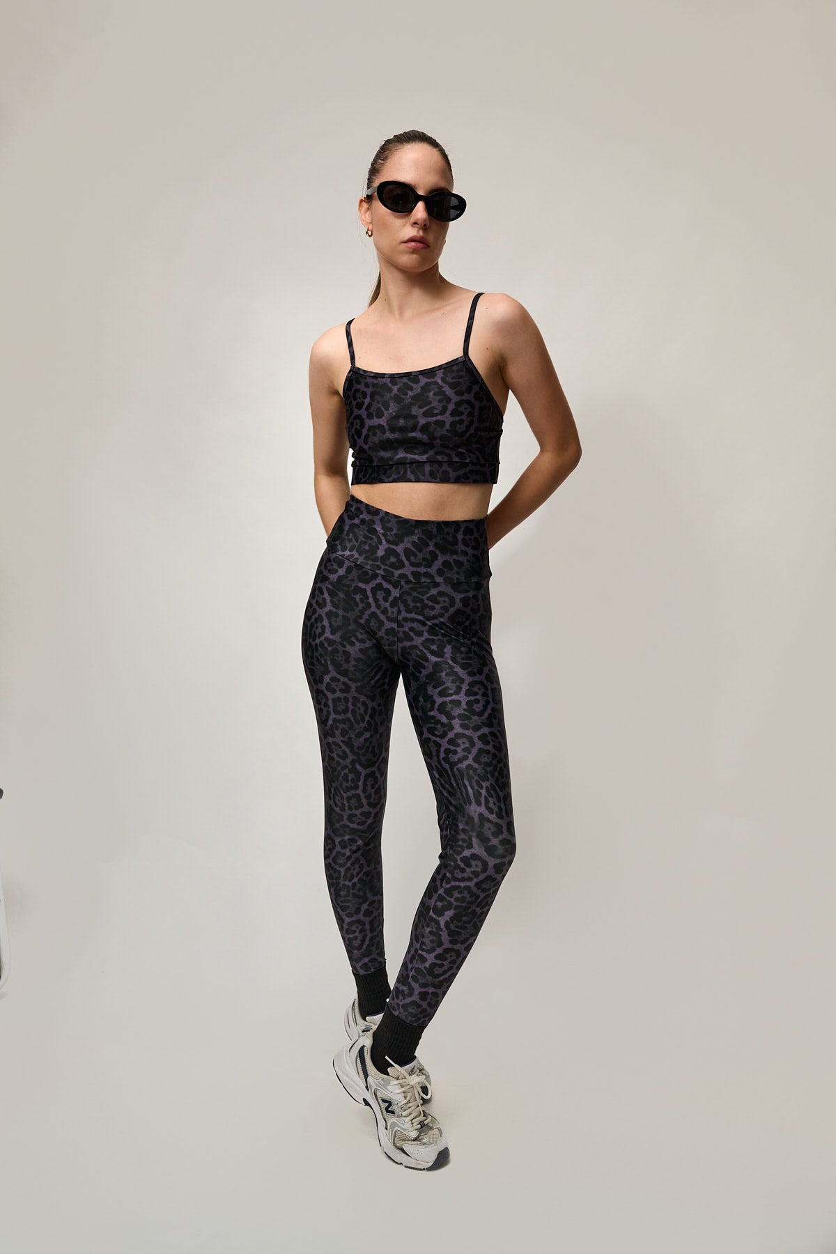 luz-collections-legging-azal-e-legging-taille-haute-gainant-imprim-panth-re-viol image 2