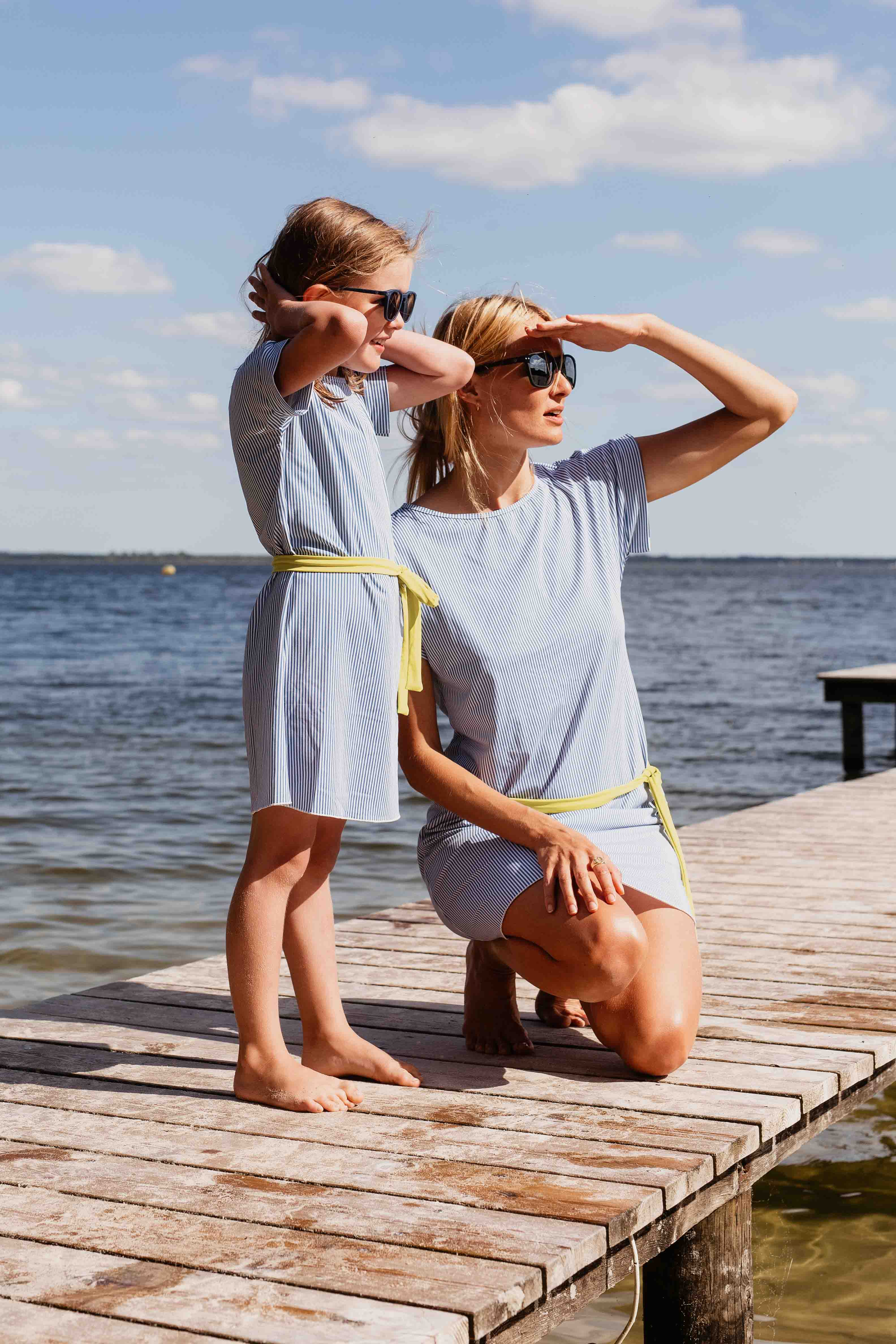 les-ultraviolettes-mini-guincho-summer-in-biarritz-robe-de-plage-fille-anti-uv-u image 2