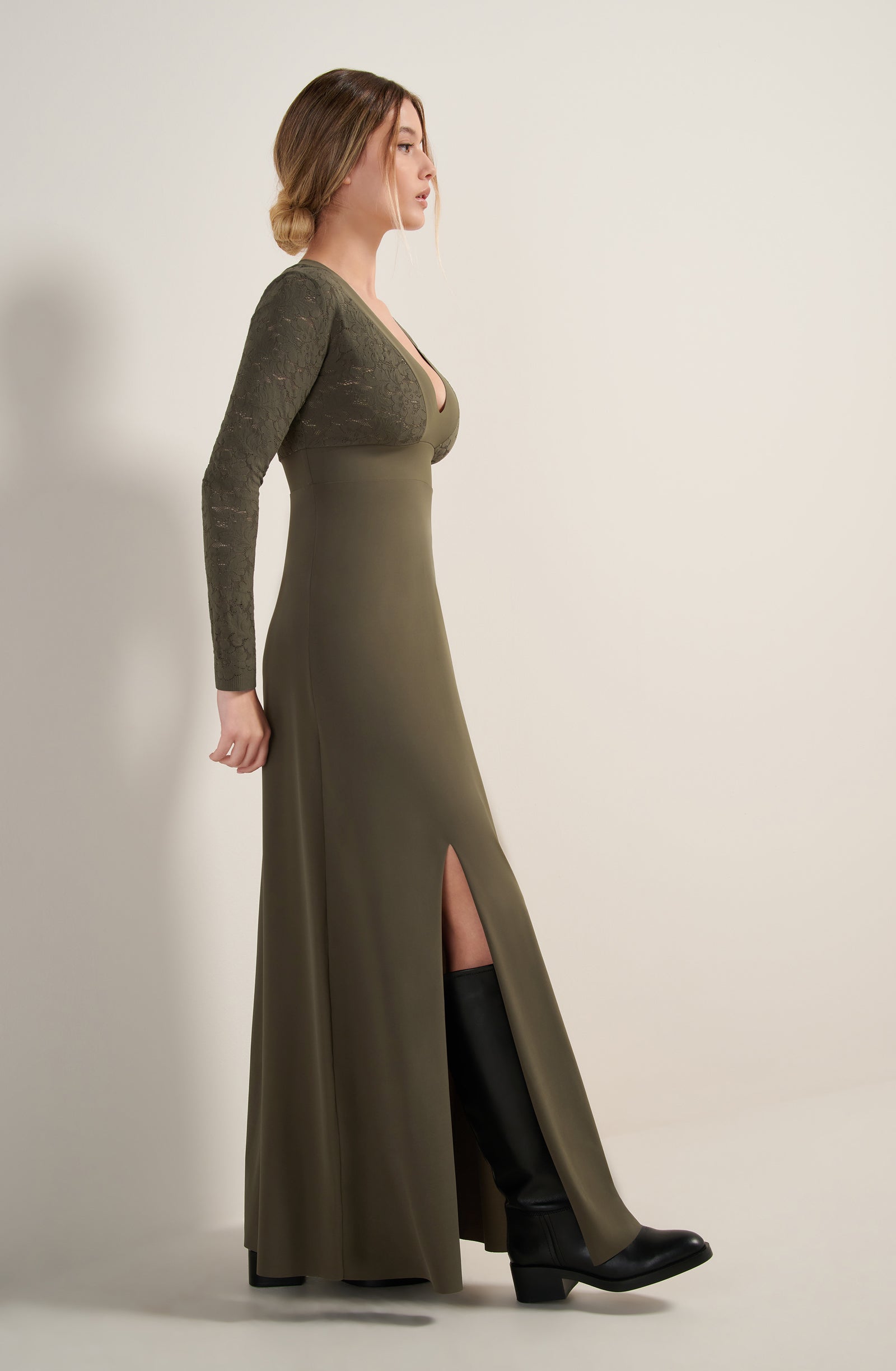 pain-de-sucre-vanao-robe-longue-bi-mati-re-dentelle-lichen image 3