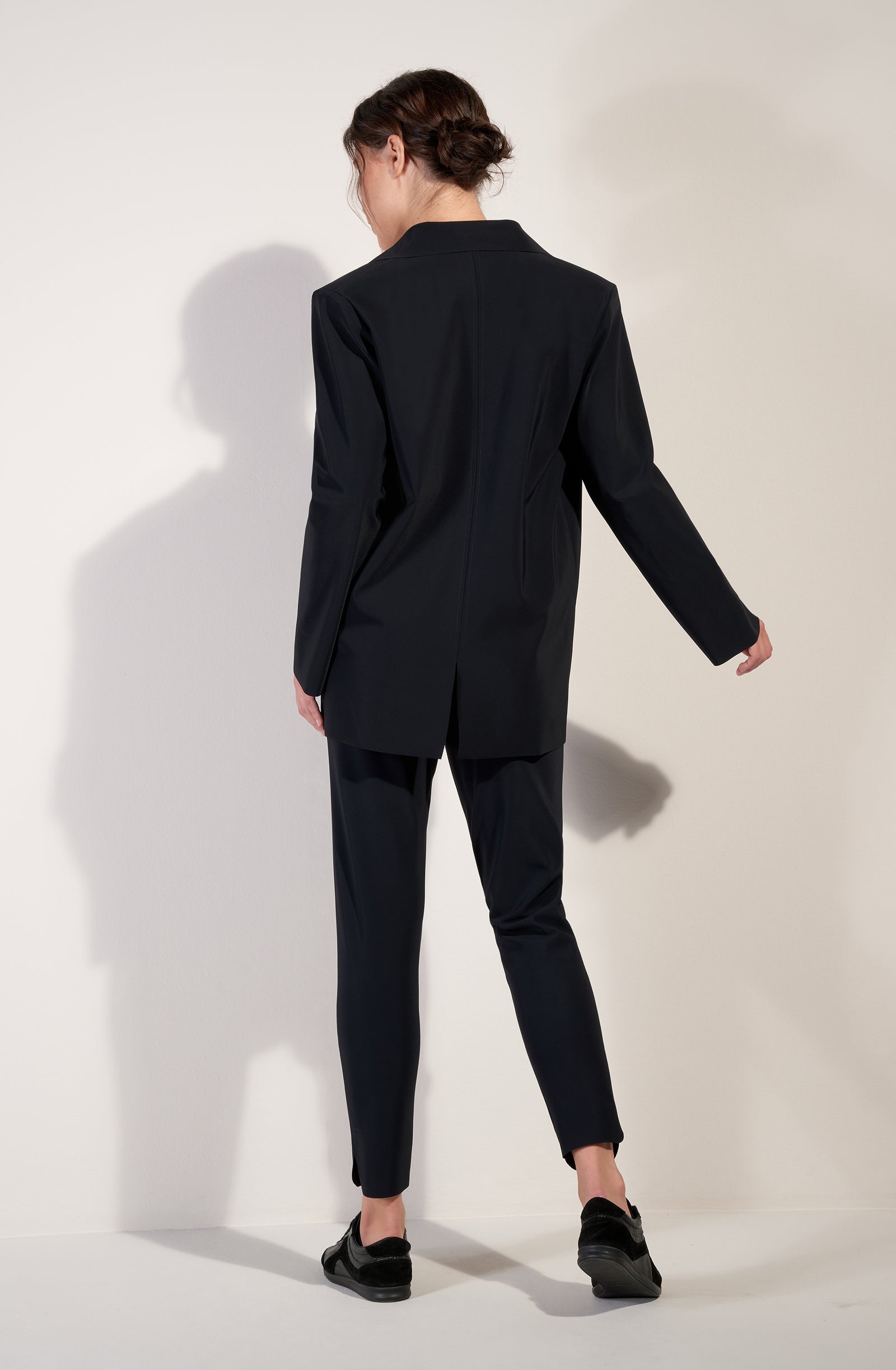 pain-de-sucre-blake-blazer-oversize-en-bonded-noir-paulettes-int-gr-es image 4