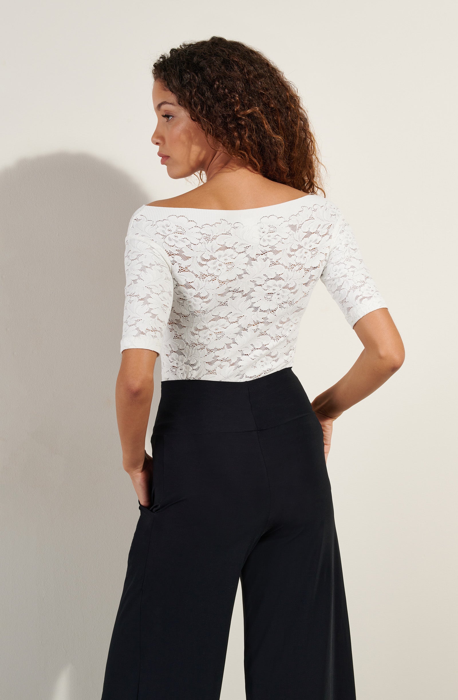 pain-de-sucre-talita-top-dentelle-fran-aise-cume image 2