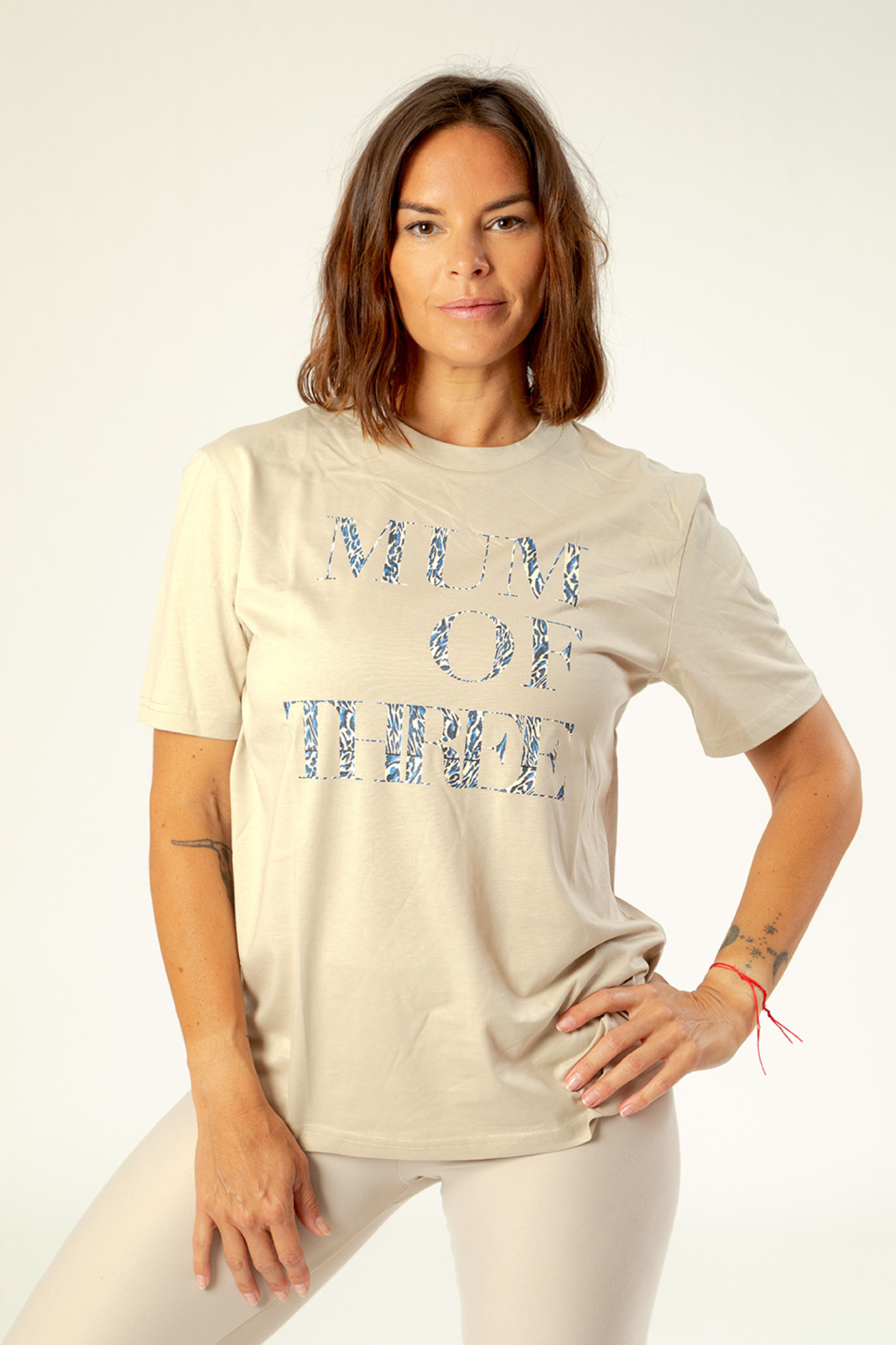 luz-collections-t-shirt-mum-of-beige-t-shirt-en-coton-bio-coupe-ample-personnali image 1