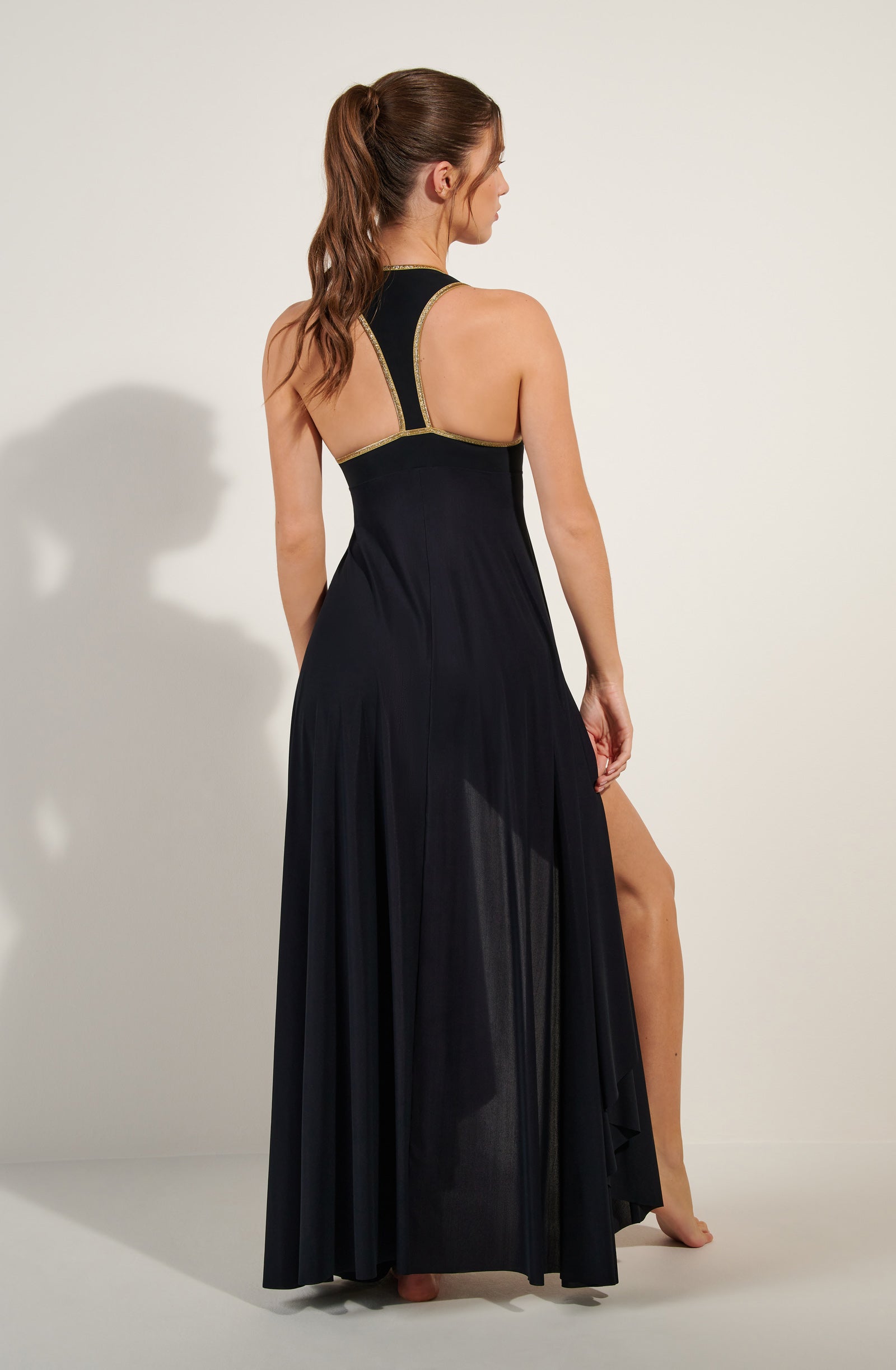 pain-de-sucre-rosane-robe-longue-vas-e-en-voile-lycra-ouverte-sur-le-devant-noir image 4
