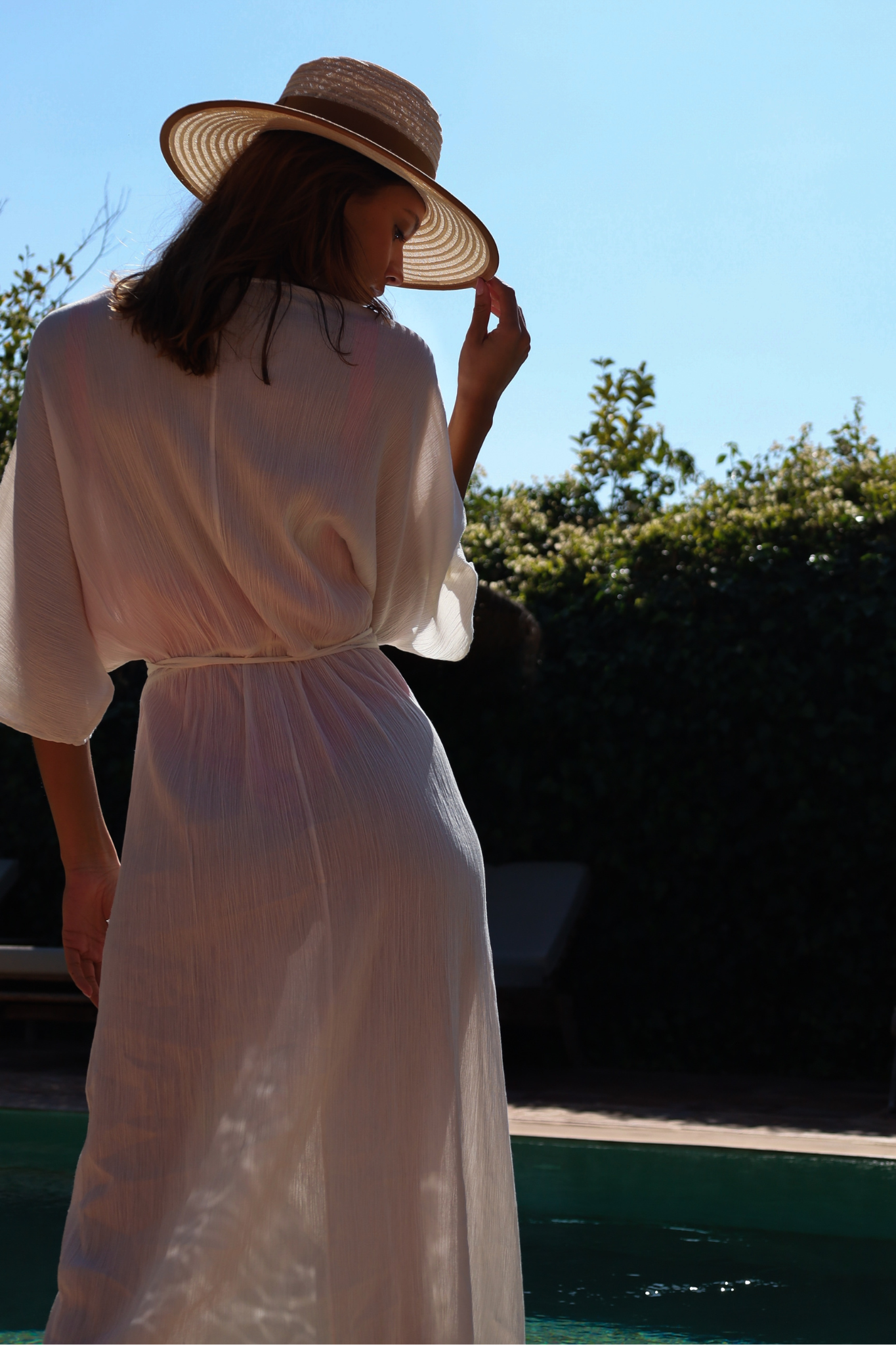 anja-paris-l-agr-able-blanc-robe-portefeuille-l-g-re-de-beachwear image 5