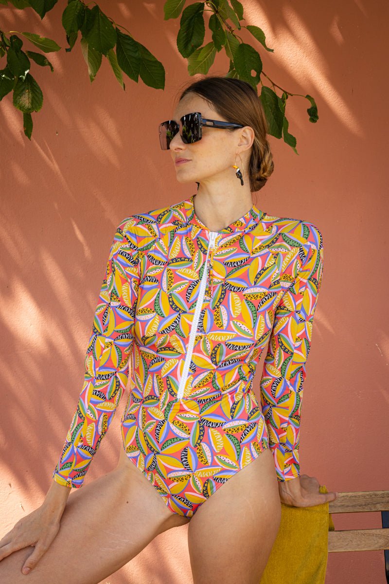 les-ultraviolettes-maillot-de-bain-une-pi-ce-manches-longues-milos-tropical-anti image 2