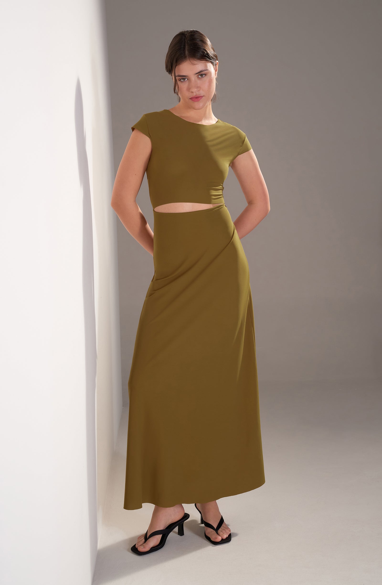 pain-de-sucre-kolil-robe-longue-en-voile-extensible-r-versible-bronze image 2