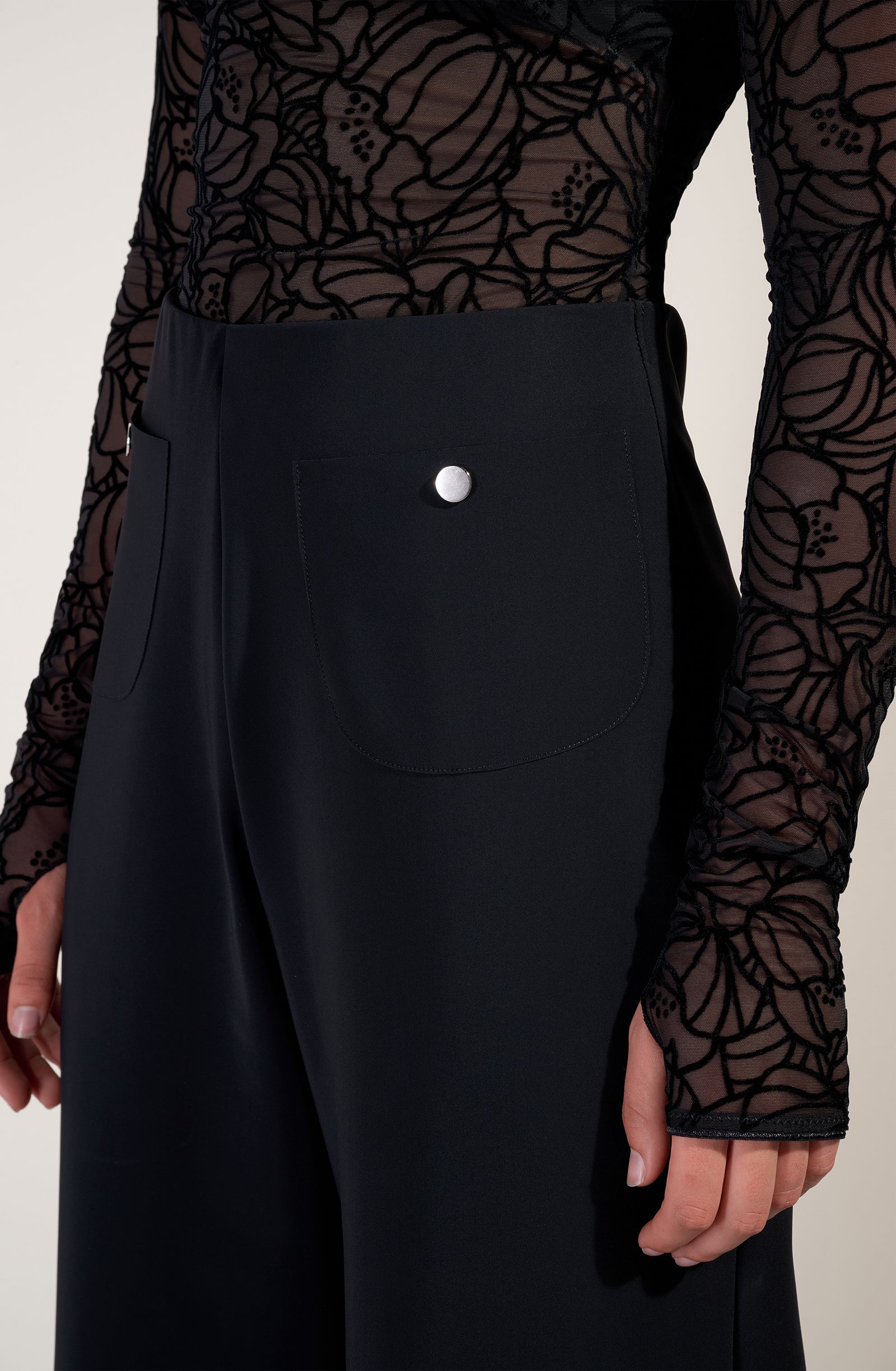 pain-de-sucre-fionha-pantalon-large-taille-haute-lastiqu-e-noir-tailles-m-l image 6