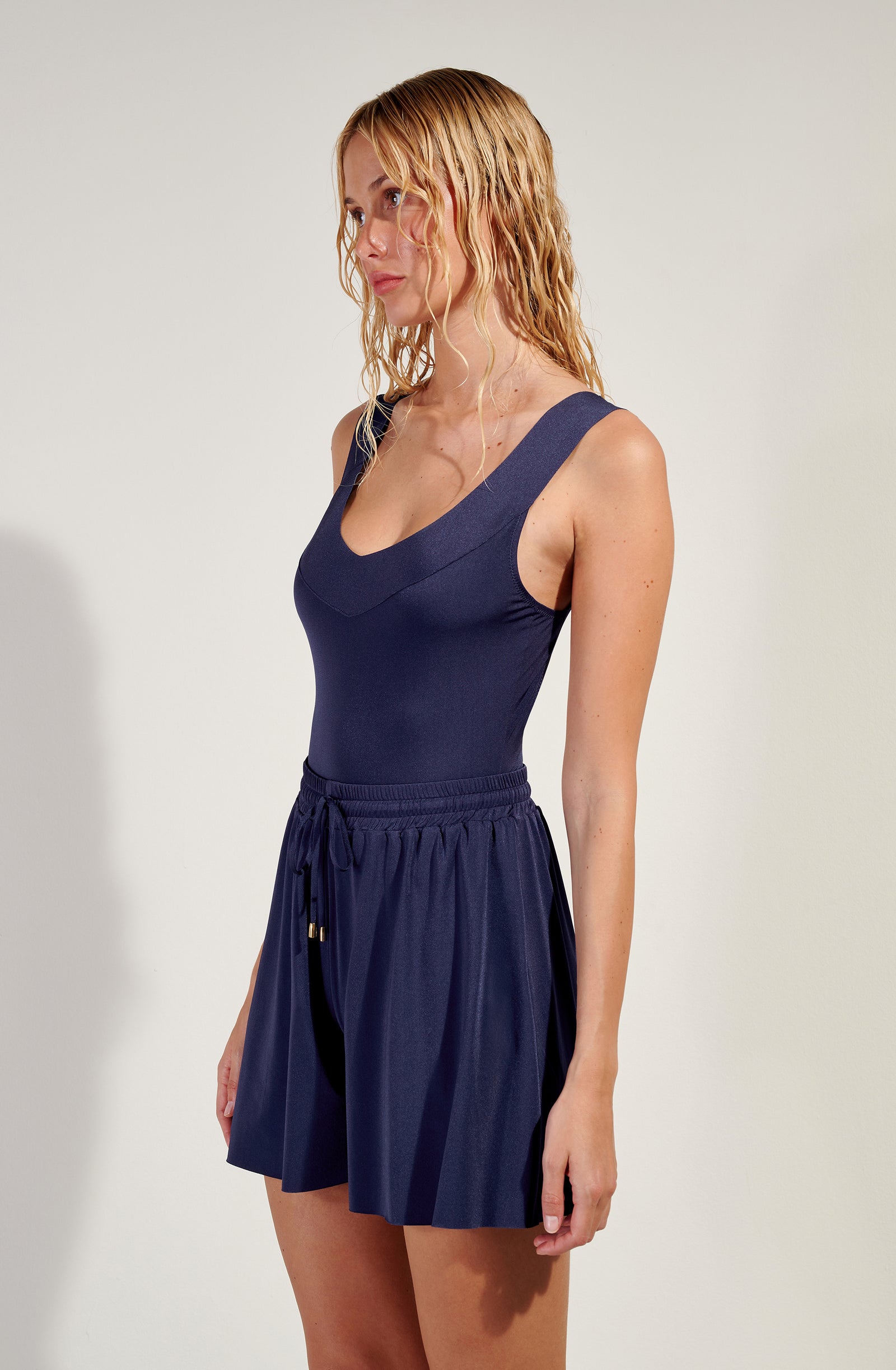 pain-de-sucre-ilona-navy-short-fluide-taille-lastiqu-e image 3