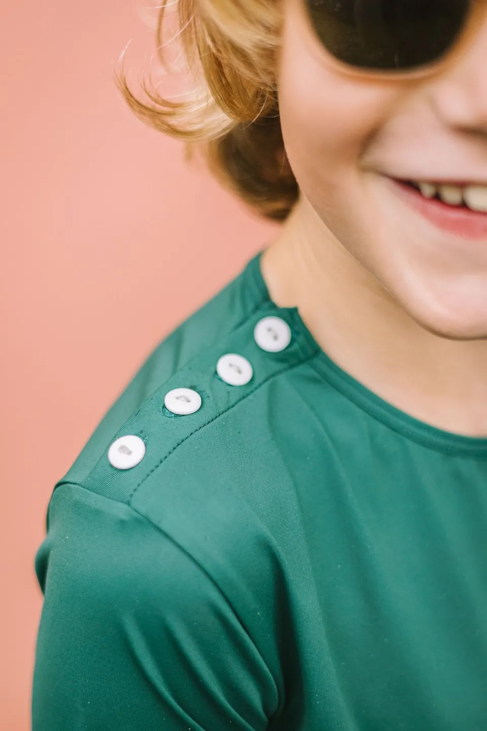 les-ultraviolettes-pirate-vert-pin-tee-shirt-anti-uv-manches-longues-enfant-upf5 image 1