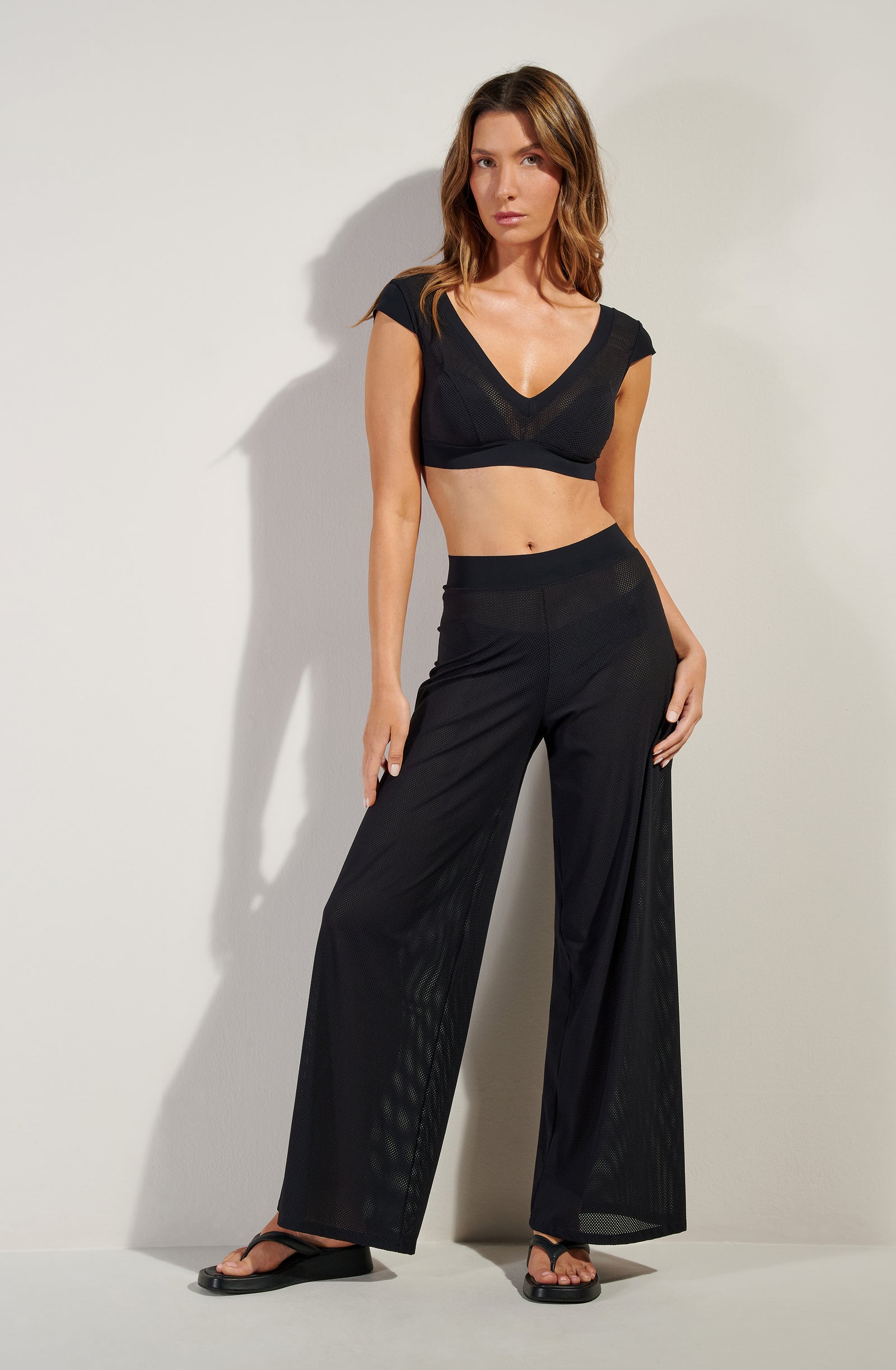 pain-de-sucre-yara-pantalon-r-sille-ample-ceinture-bonded-noir image 3