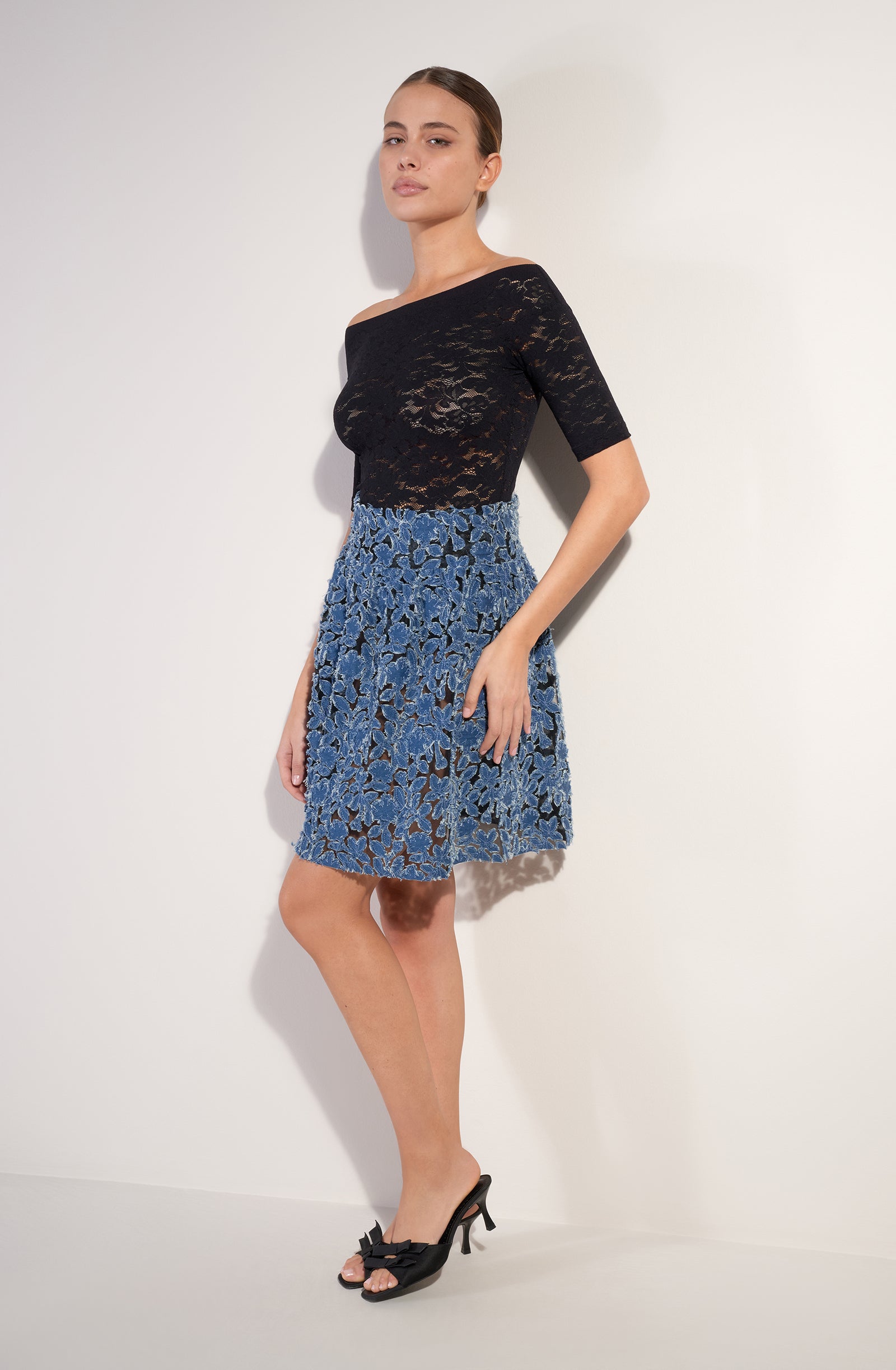pain-de-sucre-talita-top-dentelle-fran-aise-manches-3-4-col-bateau-noir image 3