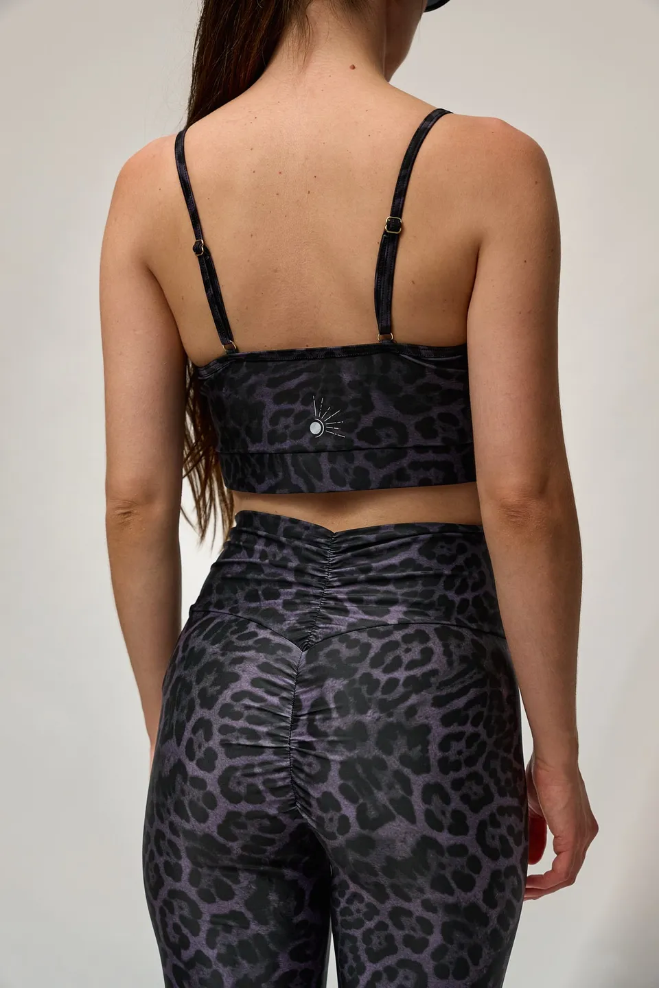 luz-collections-legging-azal-e-legging-taille-haute-gainant-imprim-panth-re-viol image 1