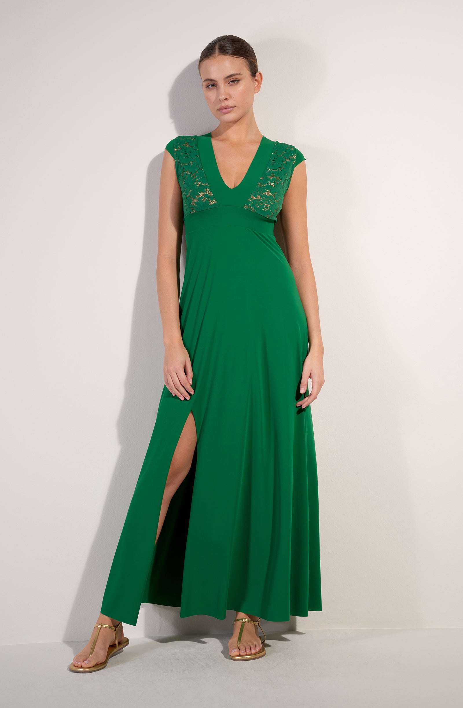 pain-de-sucre-nao-robe-longue-de-bain-fendue-en-dentelle-fran-aise-jade image 1