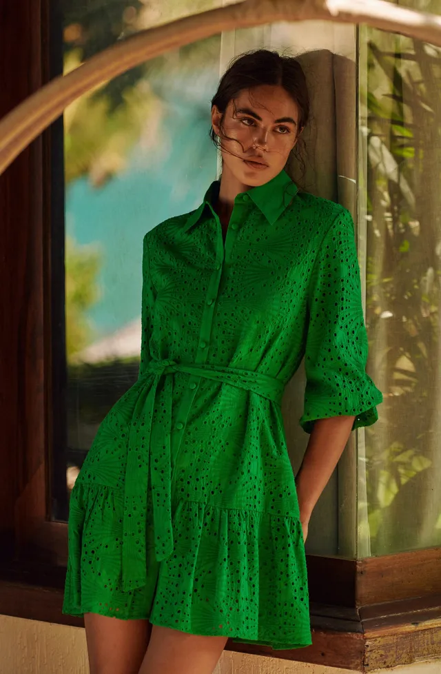 pain-de-sucre-roane-robe-chemise-en-broderie-anglaise-vert image 1