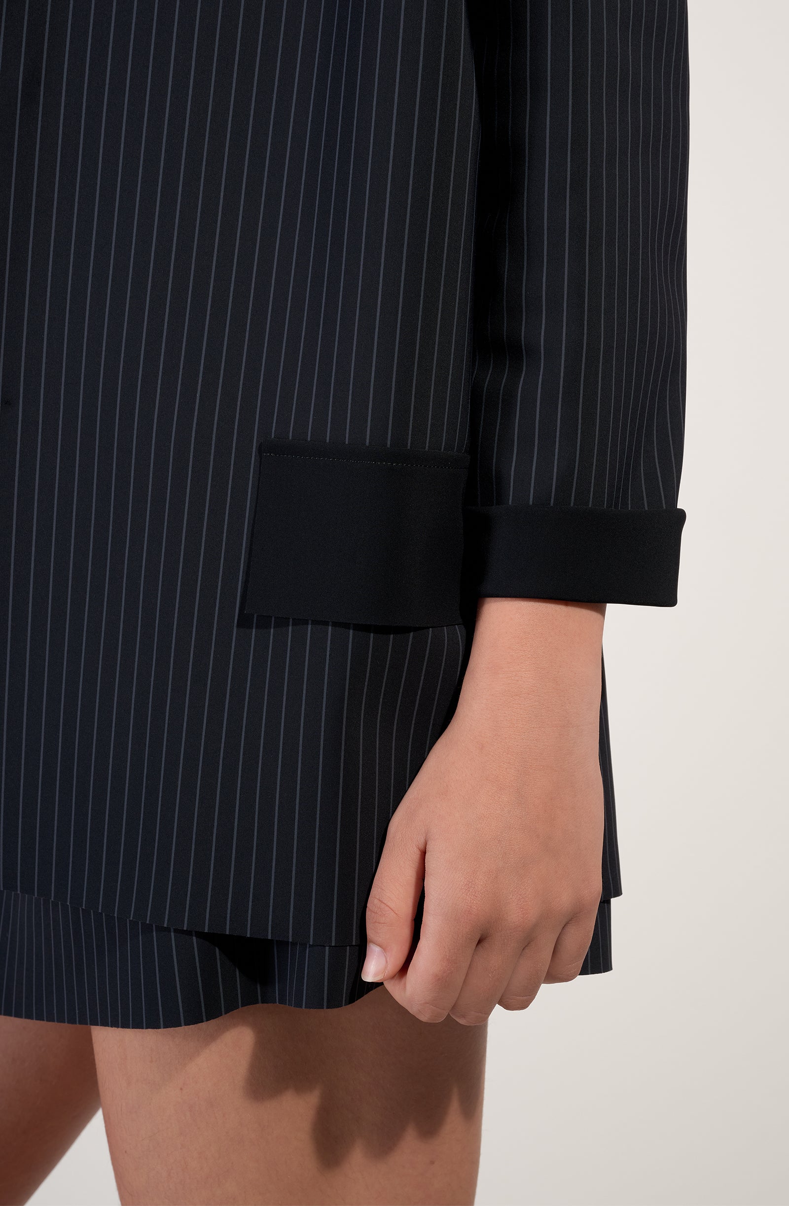 pain-de-sucre-blake-blazer-oversize-noir-ray image 6
