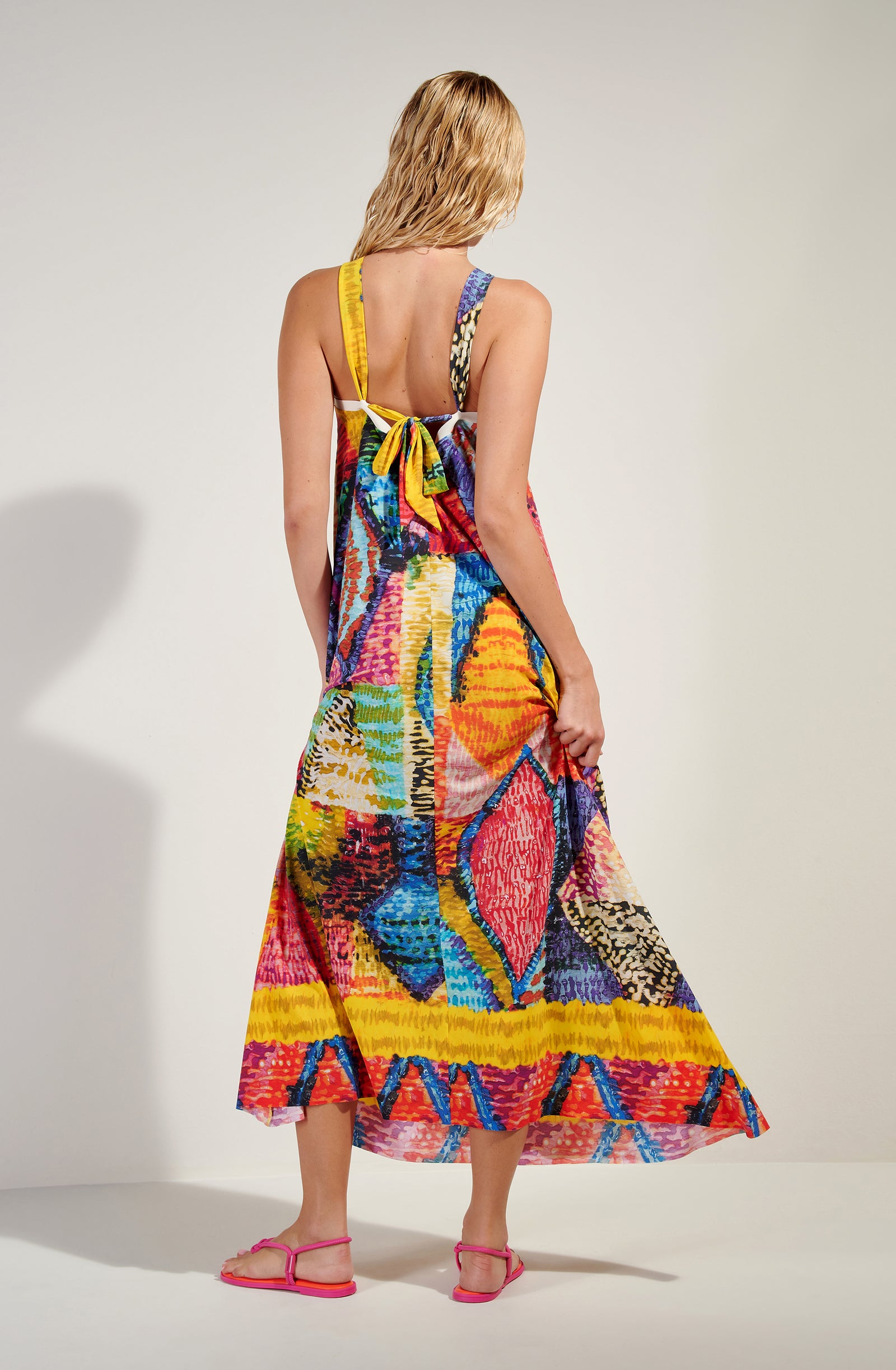 pain-de-sucre-licie-robe-longue-dos-nu-holi image 5