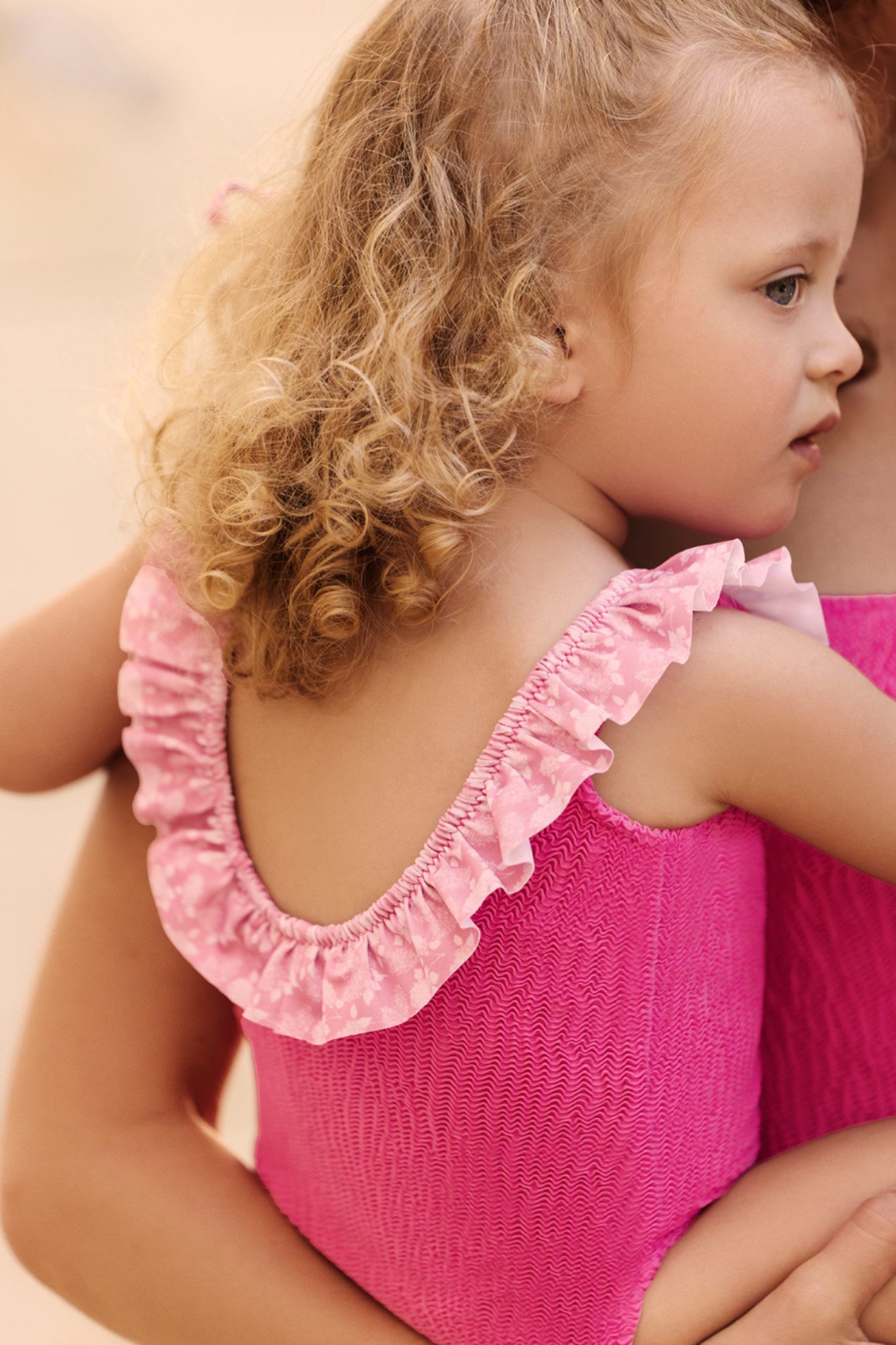 luz-x-tartine-chocolat-maillot-de-bain-une-pi-ce-enfant-alba-rose-framboise image 7
