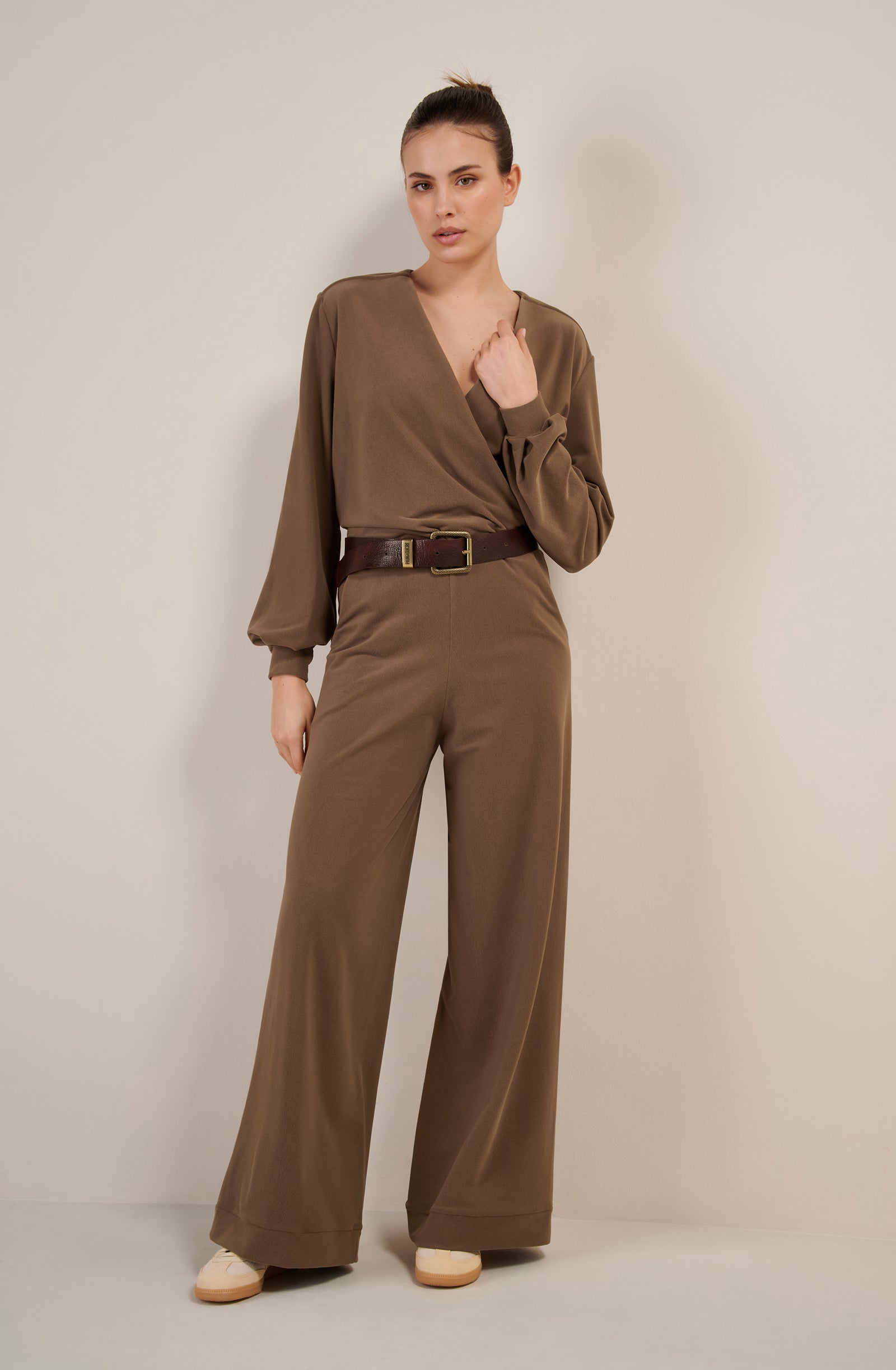 pain-de-sucre-carmel-ceinture-en-cuir-de-veau-grain-marron image 2