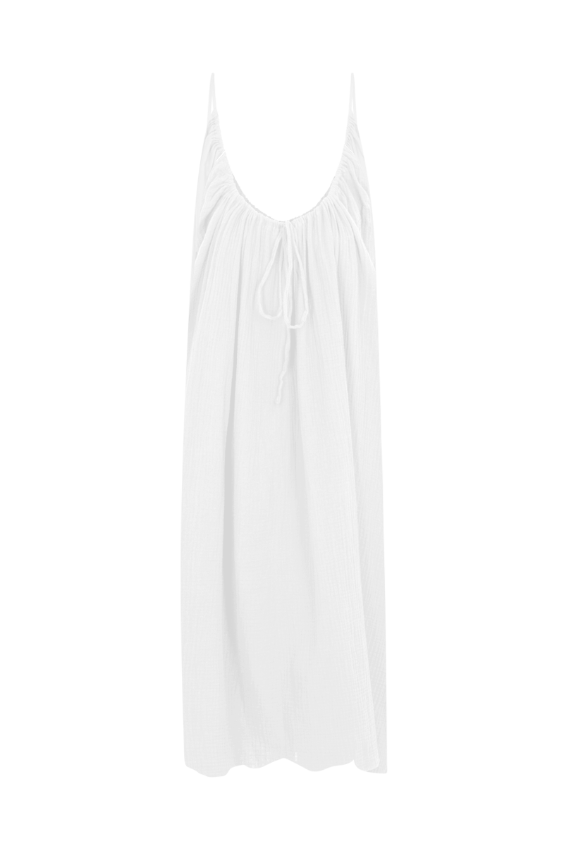 anja-paris-la-robe-blanche-gaze-de-coton-robe-de-plage-dos-nu image 3