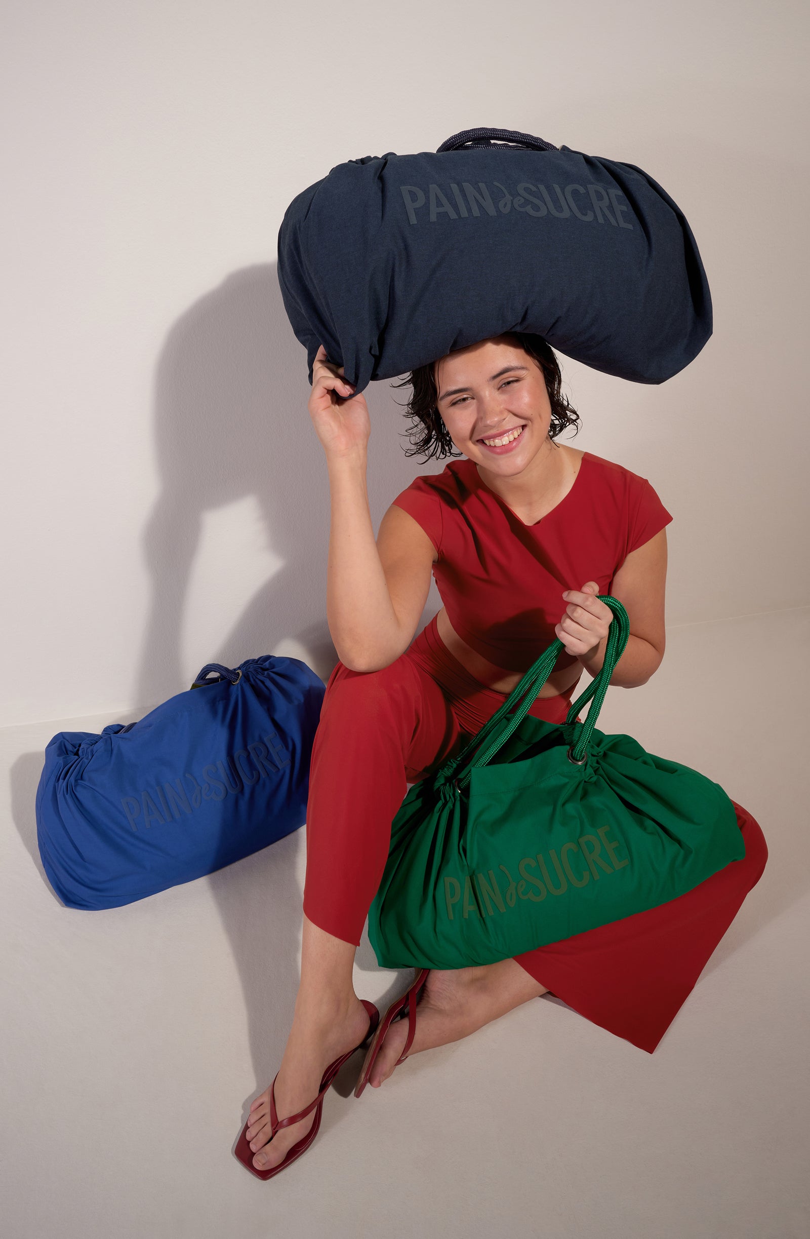pain-de-sucre-baggy-sac-de-plage-cabas-en-coton-teint-bleu-anses-corde-70-x-37-x image 3