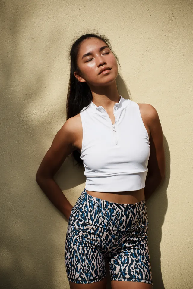 luz-collections-brassi-re-nolwenn-blanche-brassi-re-de-sport-fermeture-clair-fro image 1